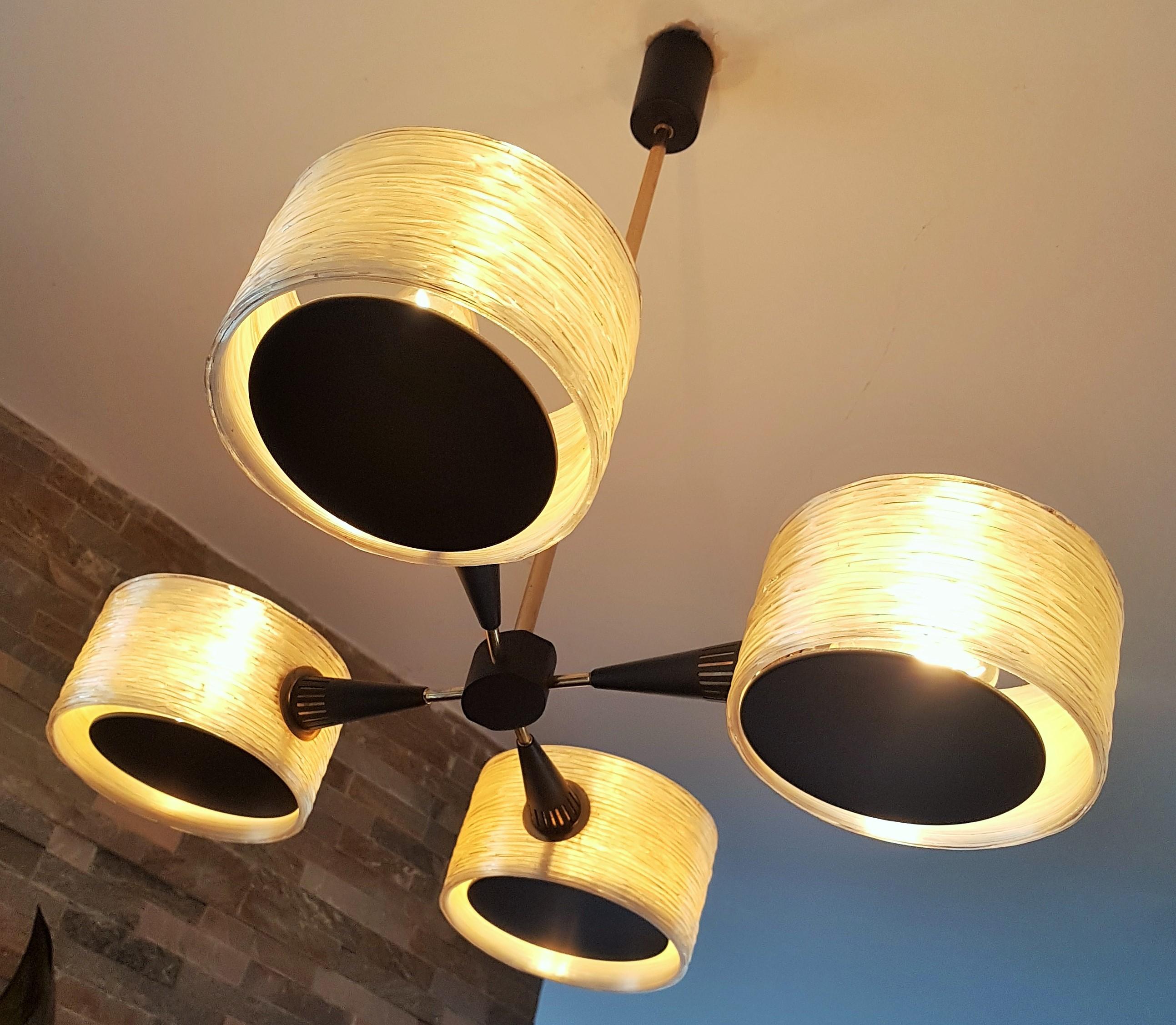 Midcentury Chandelier Brass and Perspex Resin by Lunel Arlus, France, 1960 For Sale 10