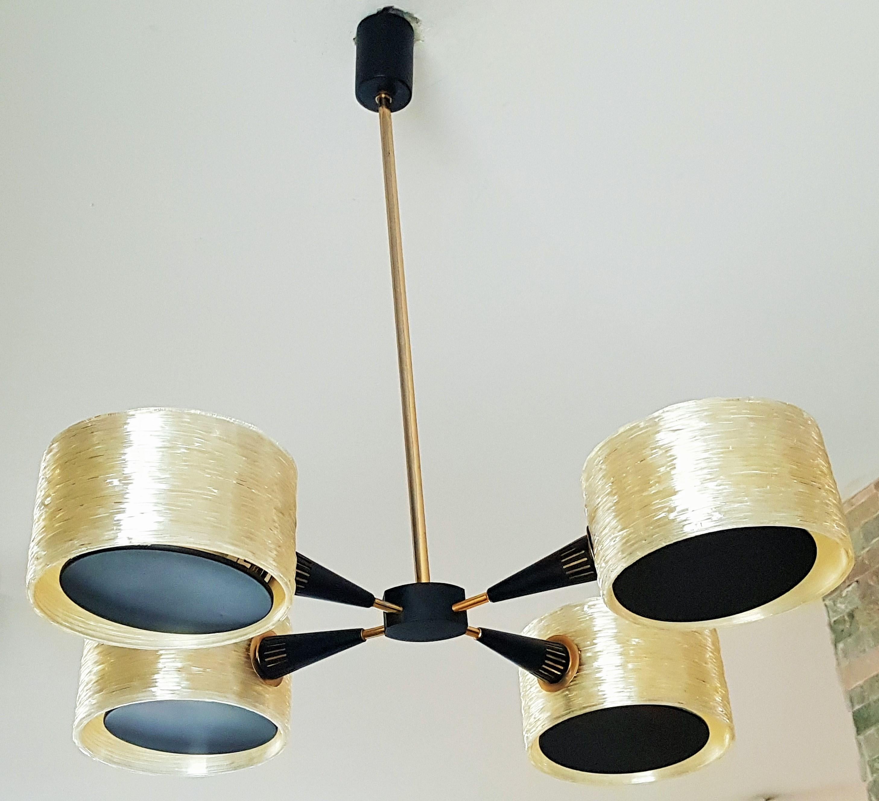 Midcentury Chandelier Brass and Perspex Resin by Lunel Arlus, France, 1960 For Sale 1