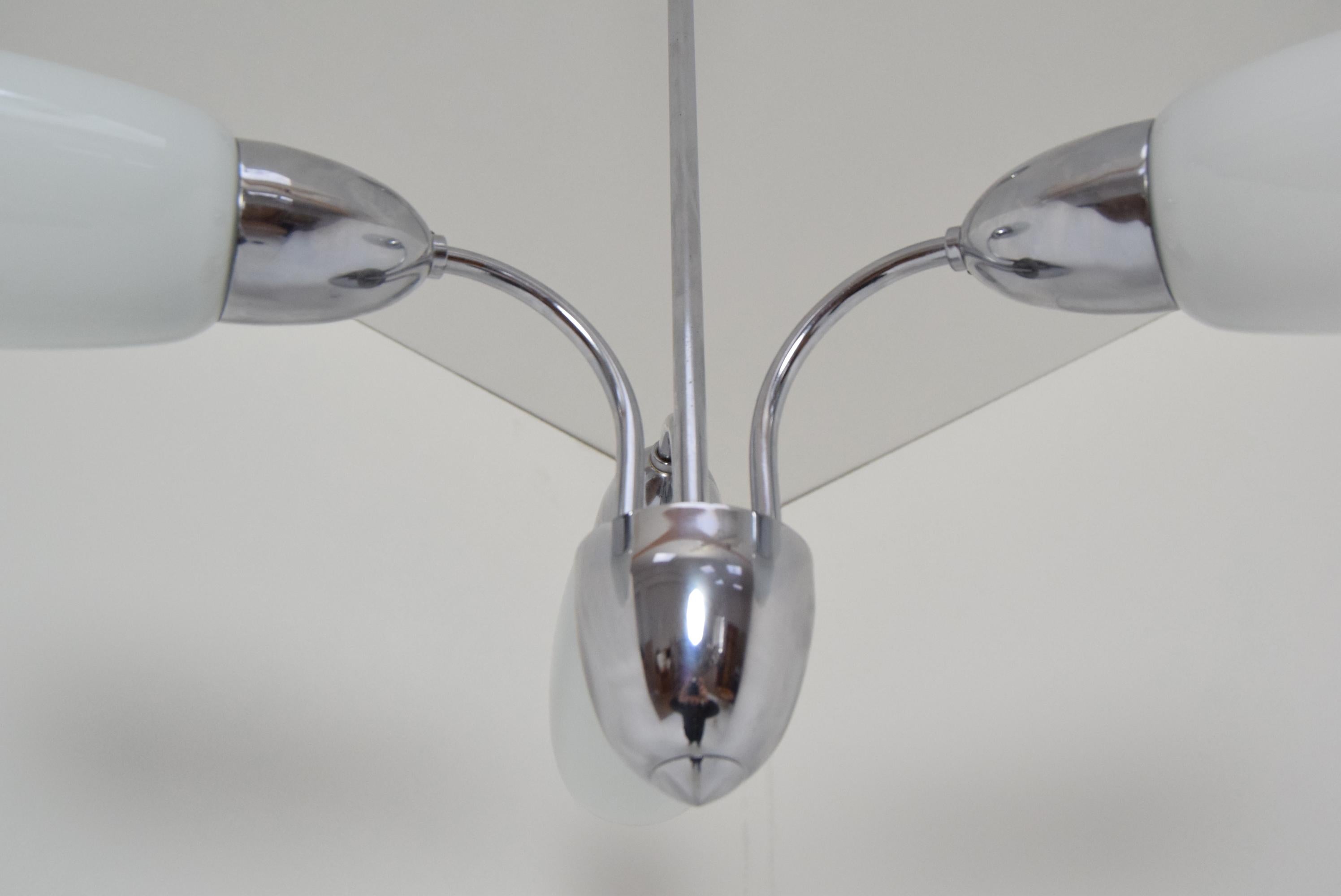 Lámpara de araña de mediados de siglo by Elektroinstala Decin, 1970s en venta 1