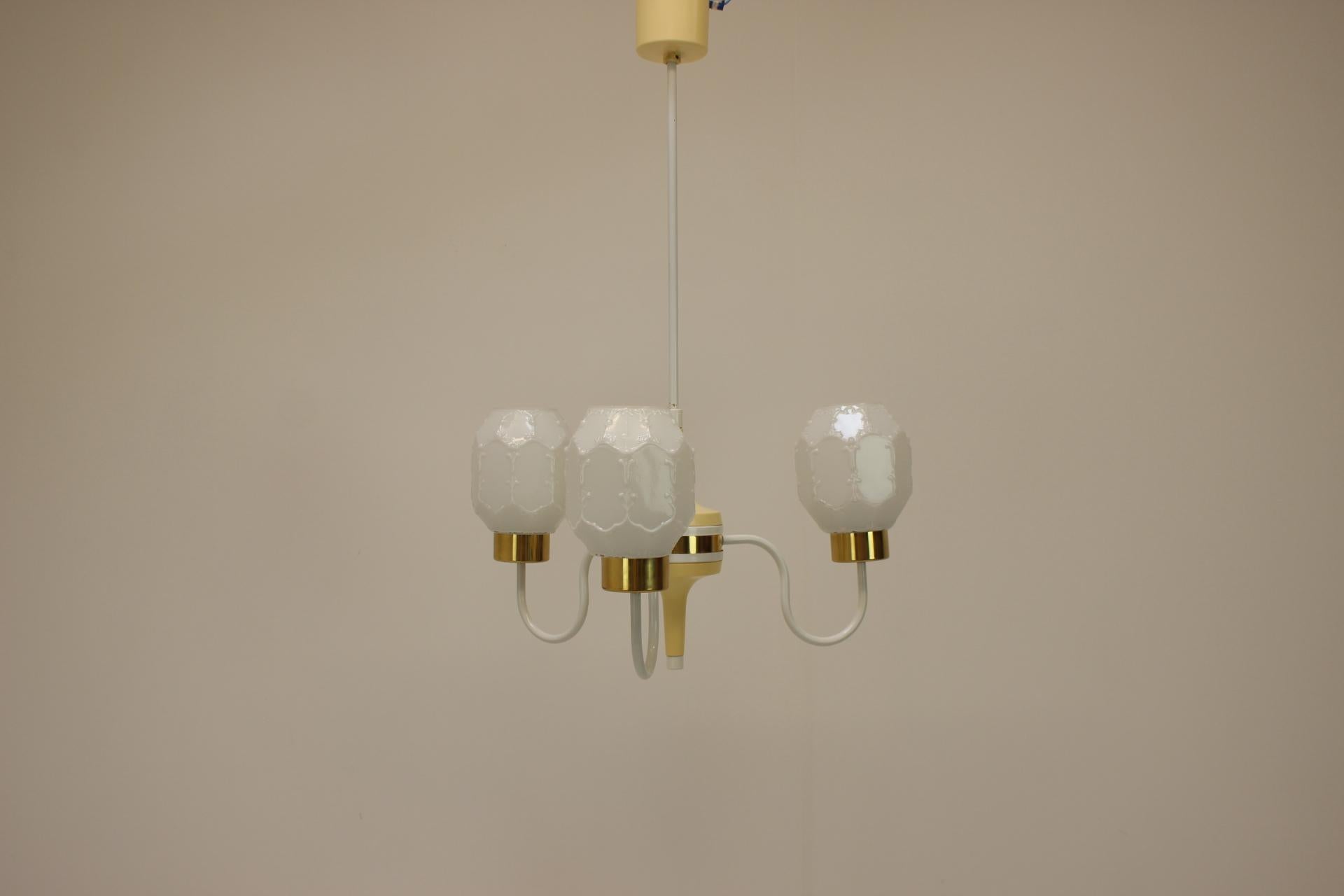 Mid-Century moderno Lampadario di metà secolo di Instala Jilove U Decina, anni '70, Cecoslovacchia in vendita