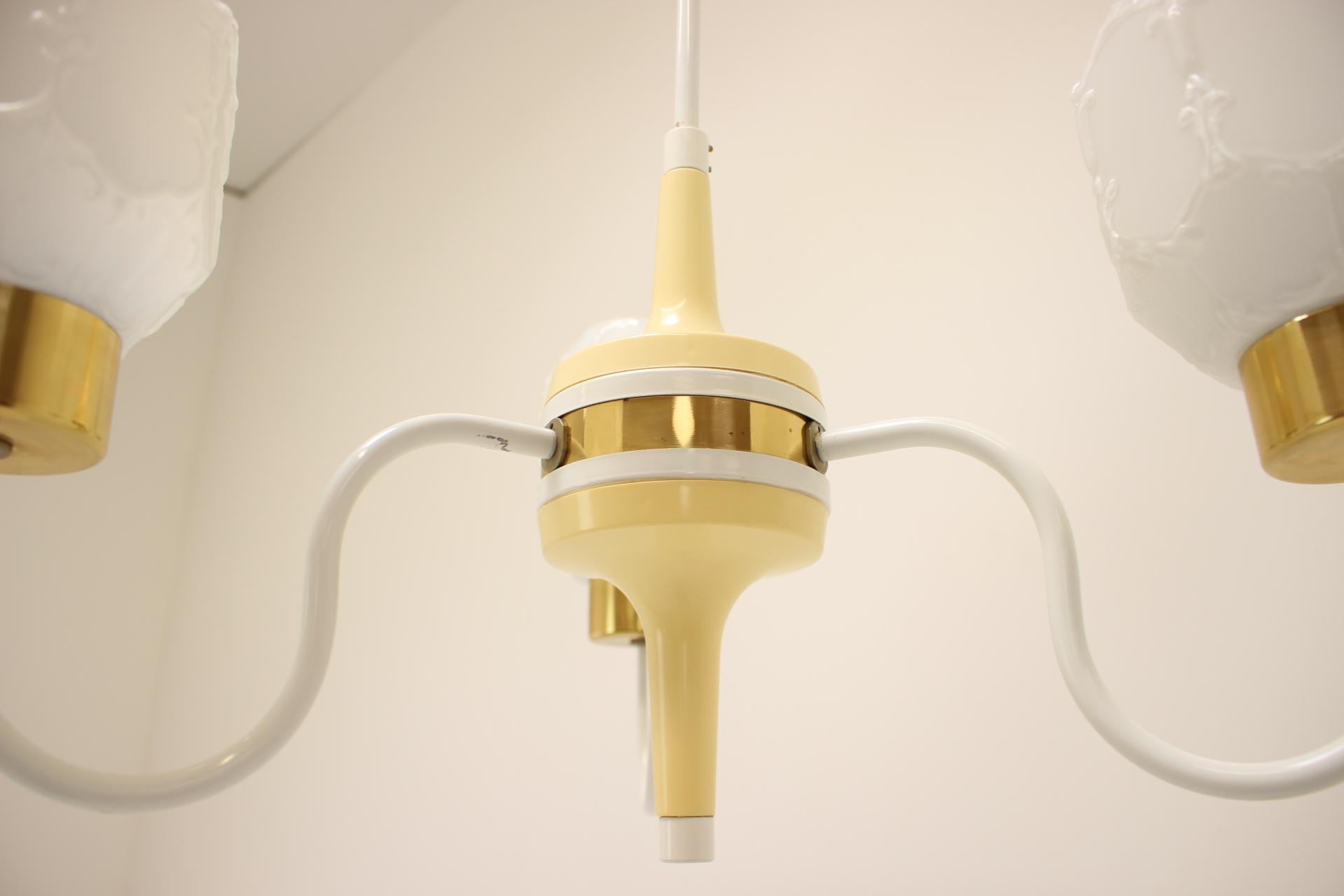 Metallo Lampadario di metà secolo di Instala Jilove U Decina, anni '70, Cecoslovacchia in vendita