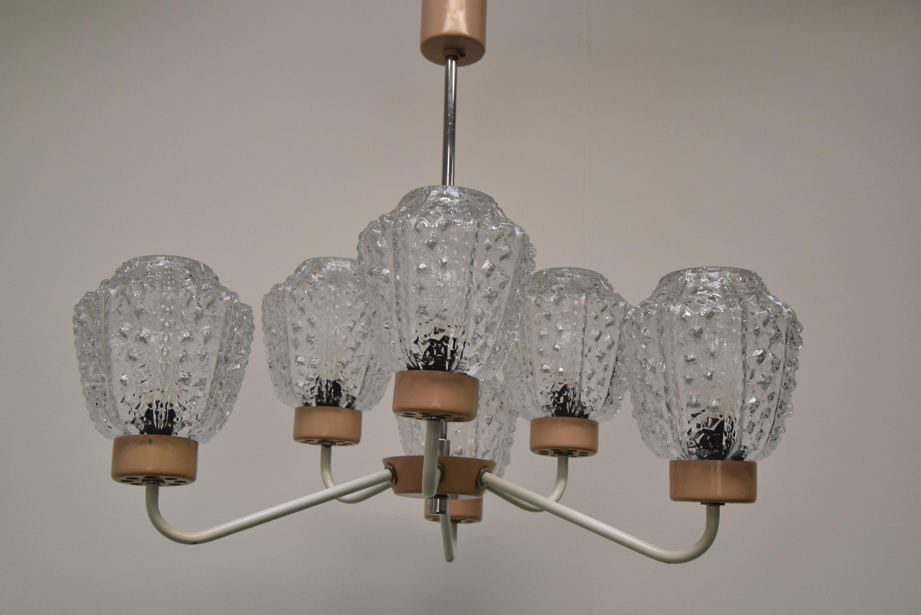 
Made in Czechoslovakia
Made of Glass,Metal
With aged patina
6xE14 or E15 bulb
US wiring compatible
Fully Functional
Original Condition