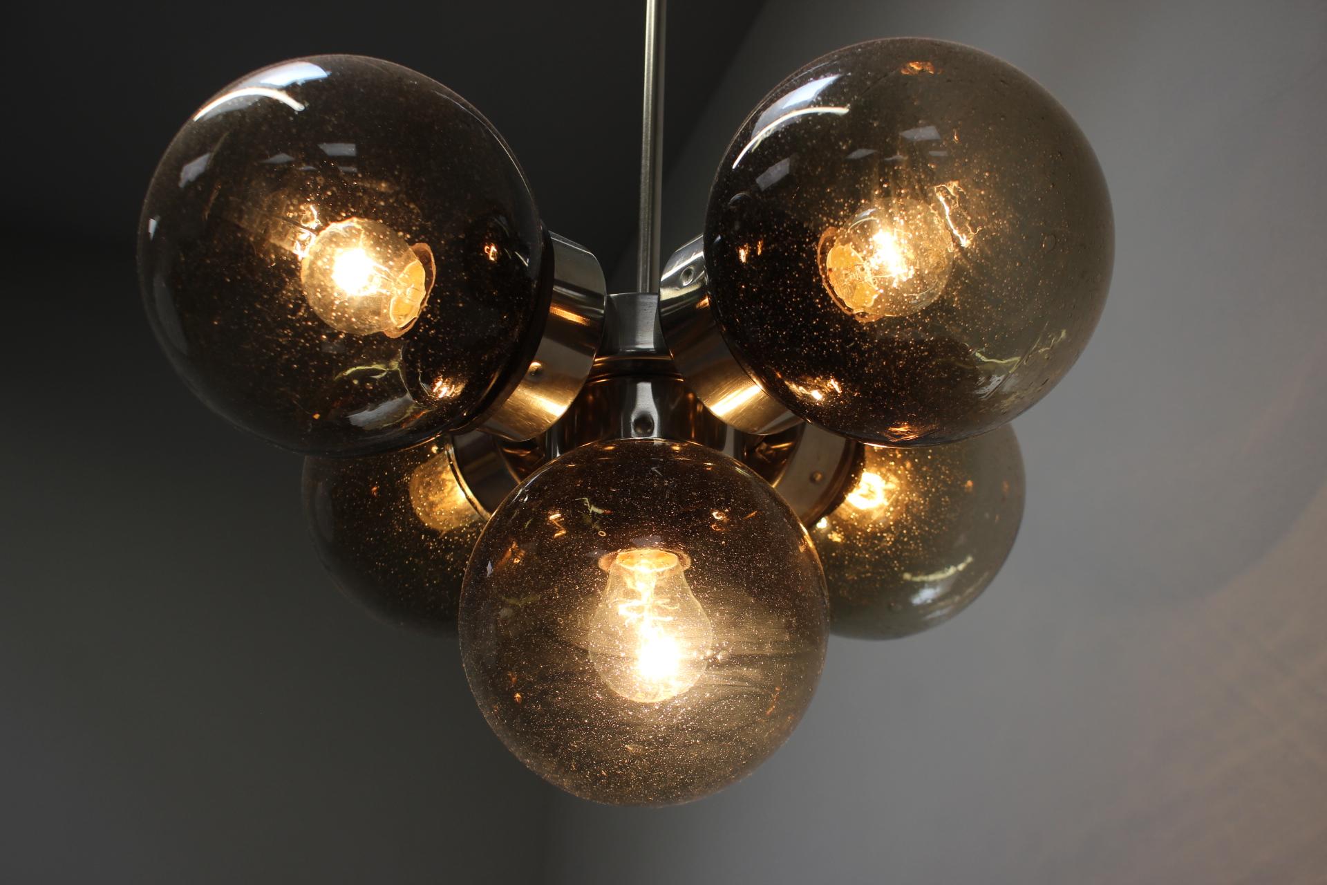 Mid-Century Chandelier by Kamenicky Senov, 1970s For Sale 2