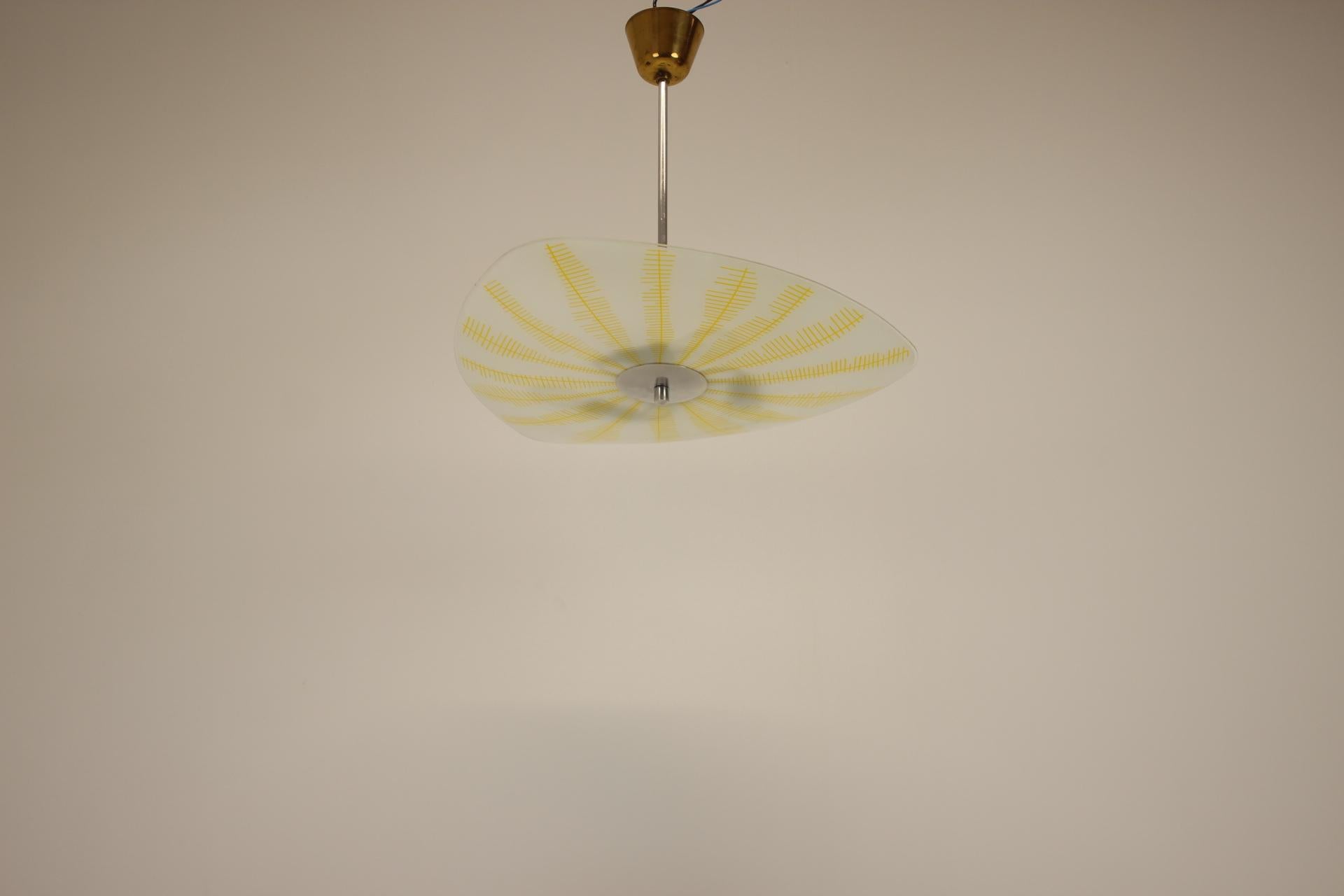 Metà XX secolo Lampadario di metà secolo di Napako, Cecoslovacchia, anni '60 in vendita