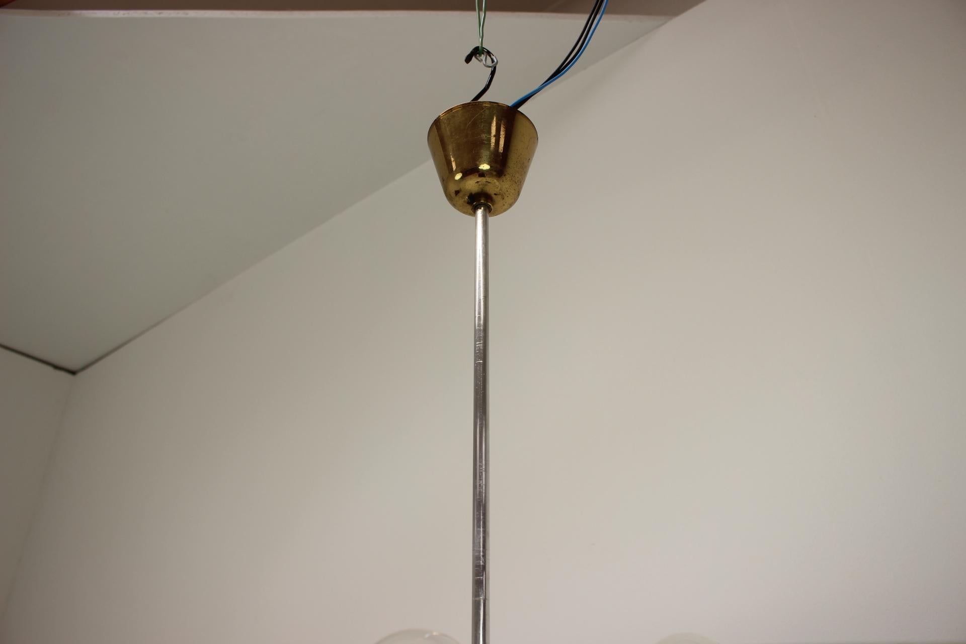 Lampadario di metà secolo di Napako, Cecoslovacchia, anni '60 in vendita 2
