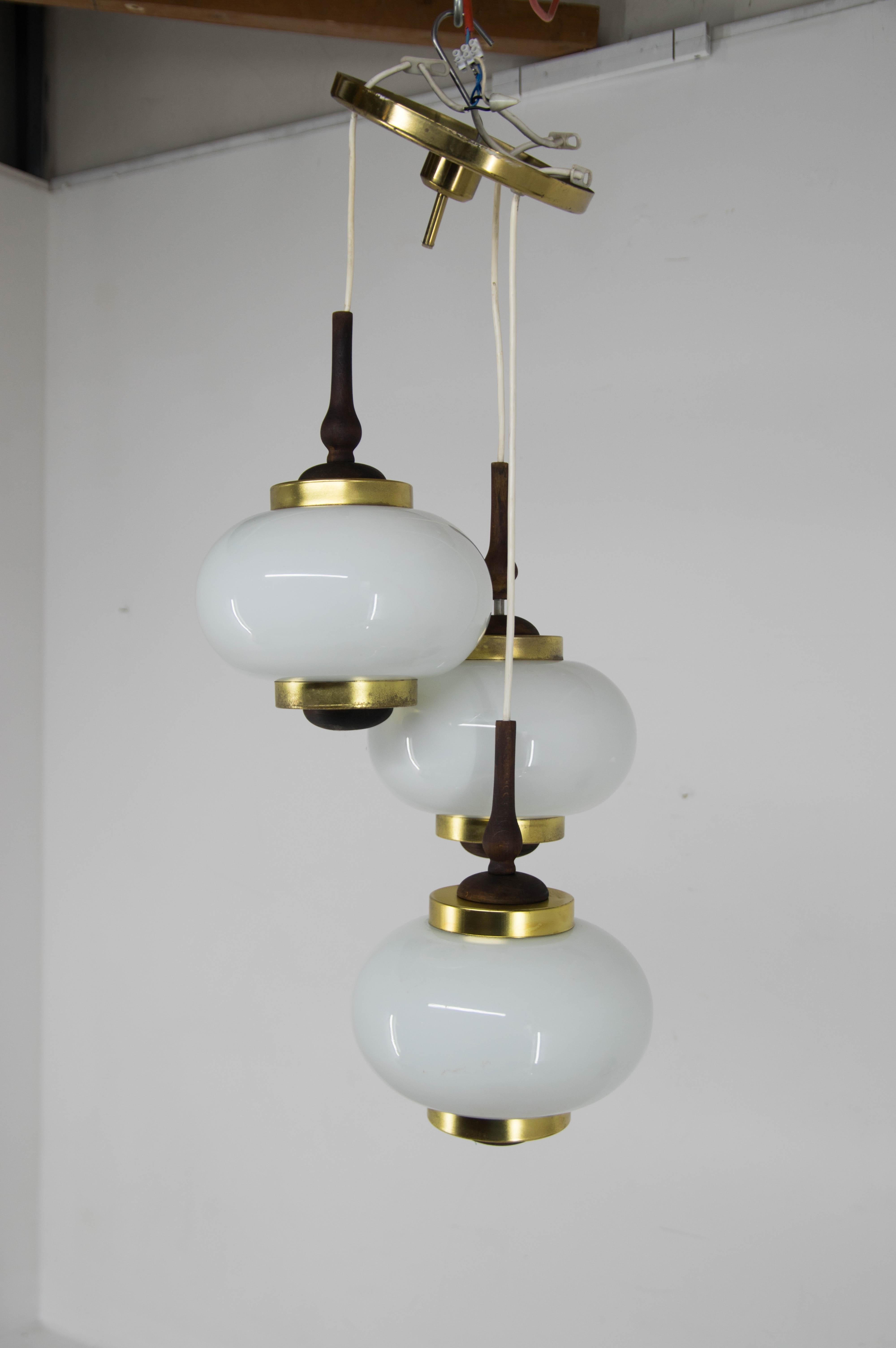Midcentury Chandelier by Polam Bielsko, Poland, 1970s In Good Condition For Sale In Praha, CZ