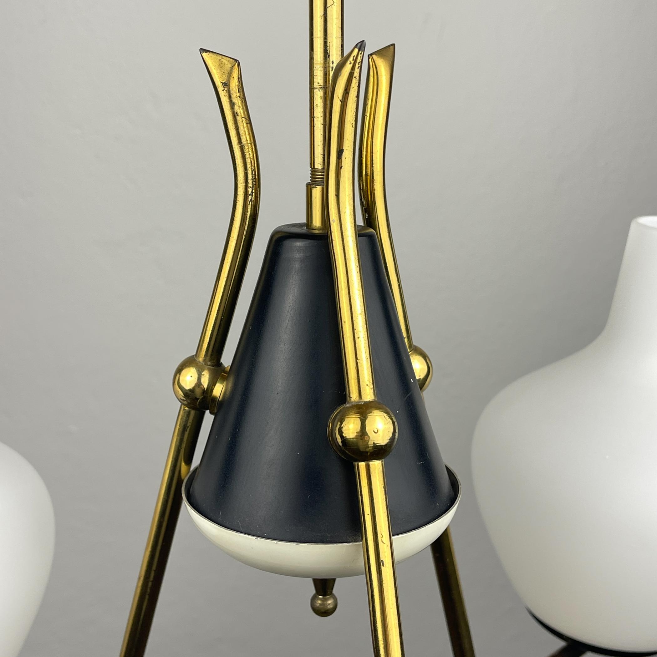 Brass Mid-century chandelier by Stilnovo, Italy 1950s For Sale