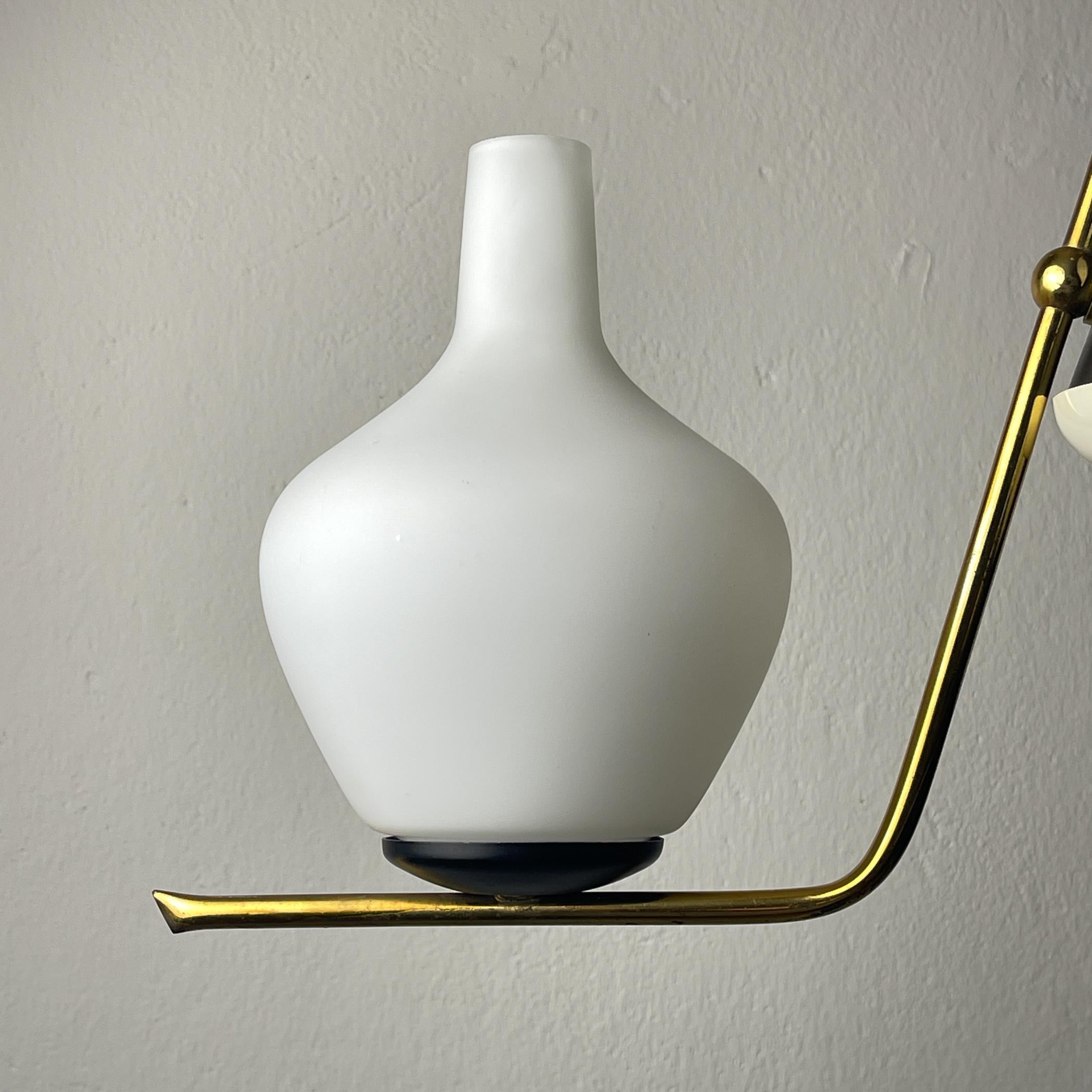 Mid-century chandelier by Stilnovo, Italy 1950s For Sale 1