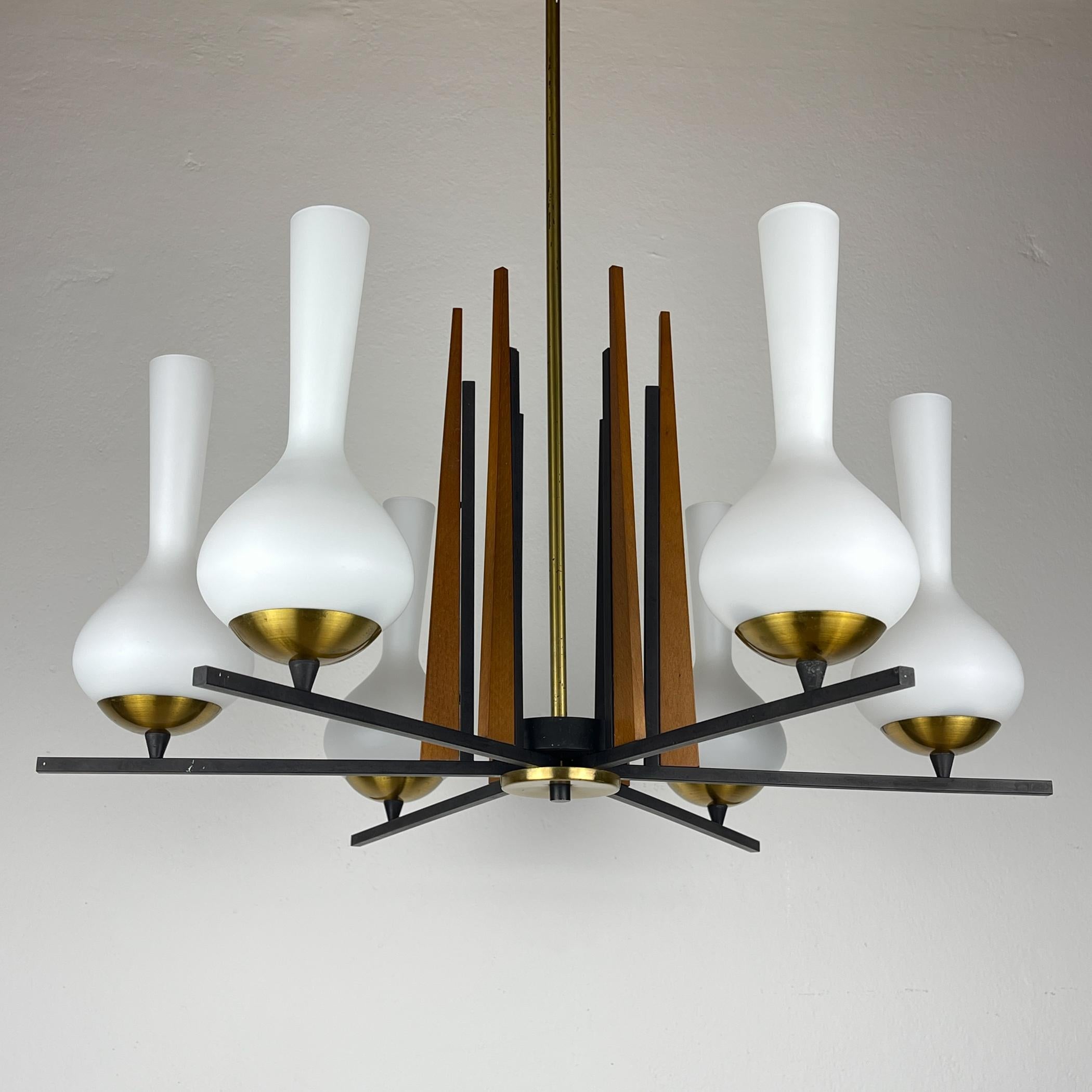 Mid-century chandelier by Stilnovo, Italy 1960s 5