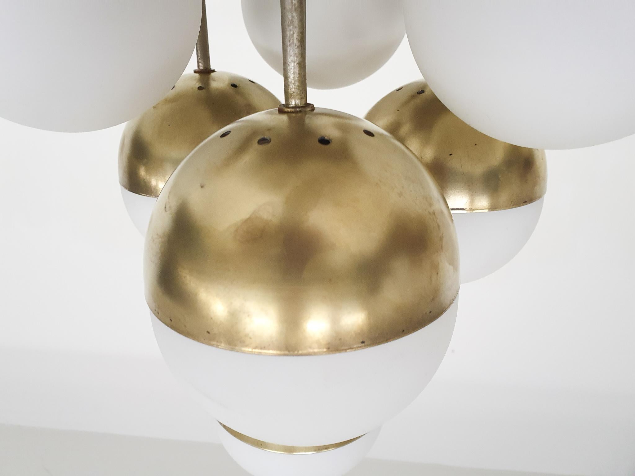 Mid-century chandelier by Stilnovo with 16 globes, Italy 1960's For Sale 3