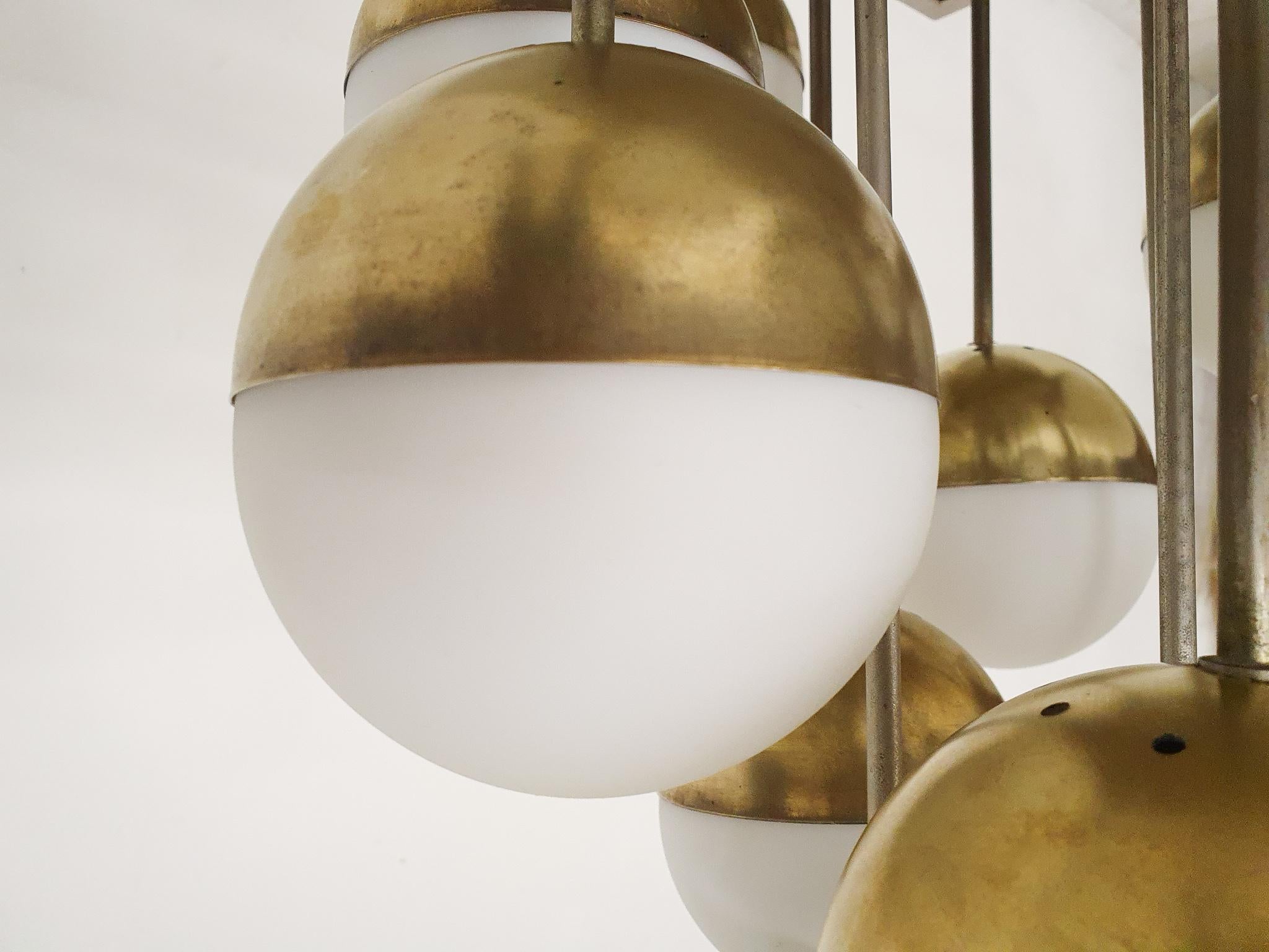 Mid-century chandelier by Stilnovo with 16 globes, Italy 1960's For Sale 5