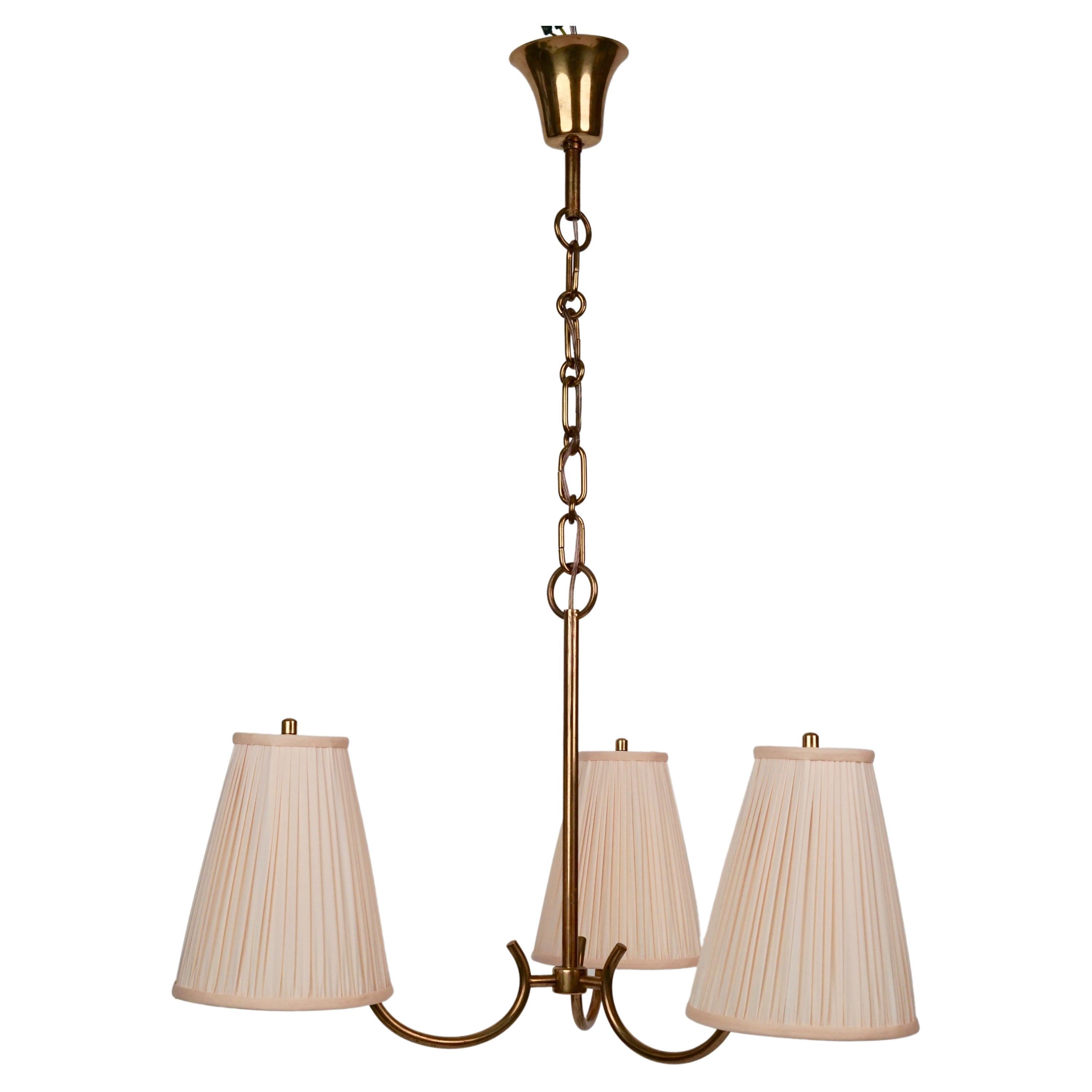 Mid-Century Chandelier in Brass & 3 Silk Shades, from Rupert Nikoll Co., Austria For Sale