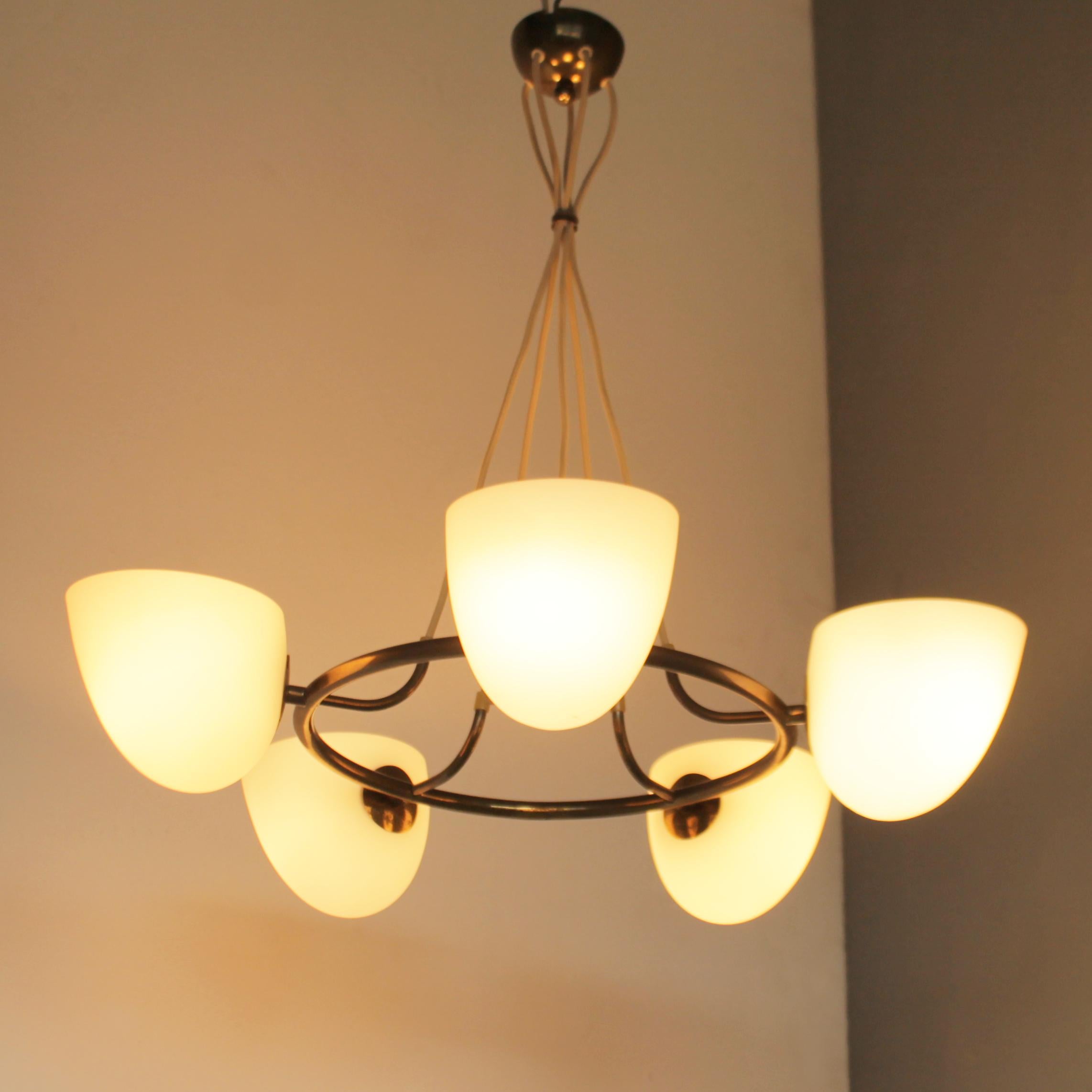 Mid Century chandelier in brass and glass by Hans Bengstrom Scandinavian 1950s For Sale 7