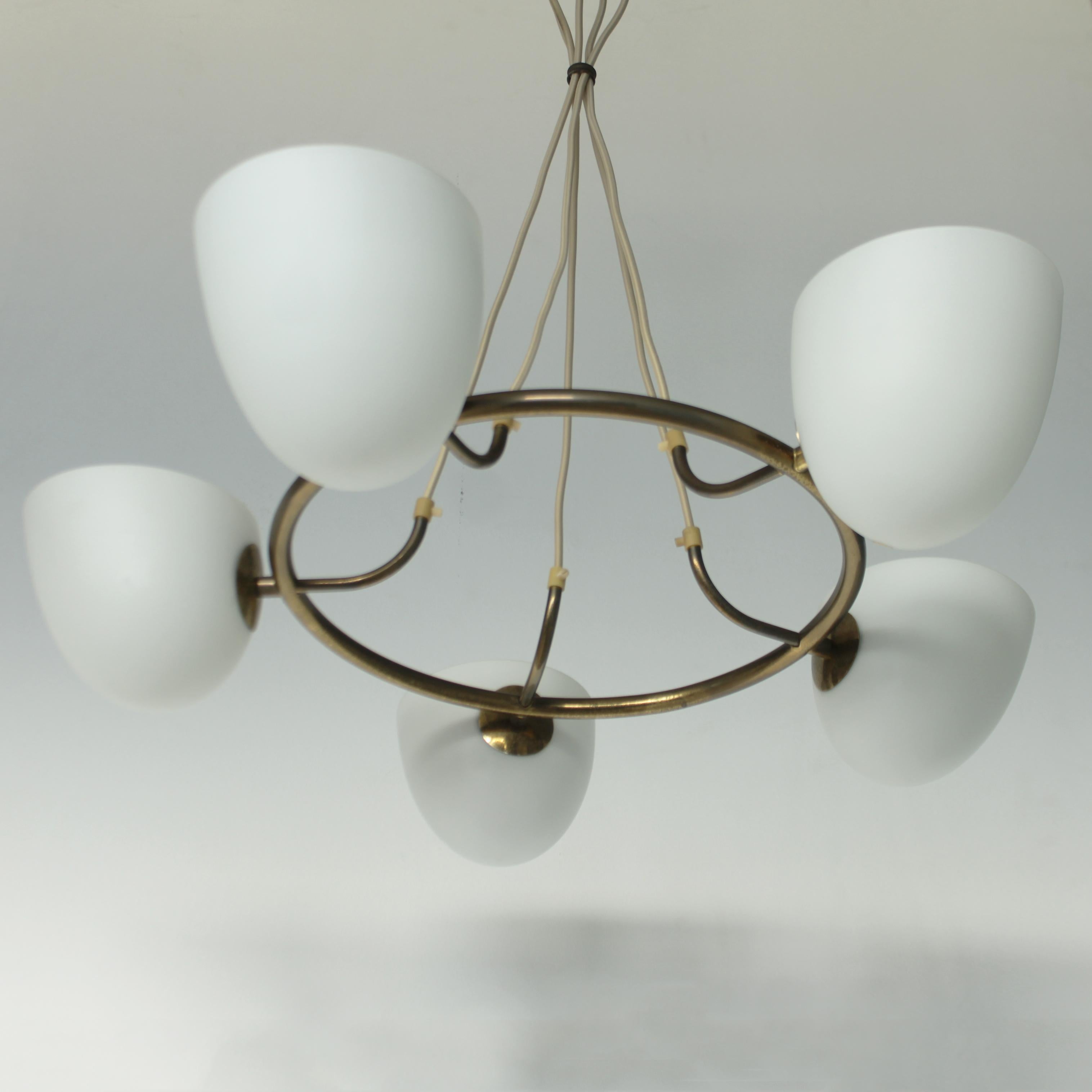 Swedish Mid Century chandelier in brass and glass by Hans Bengstrom Scandinavian 1950s For Sale