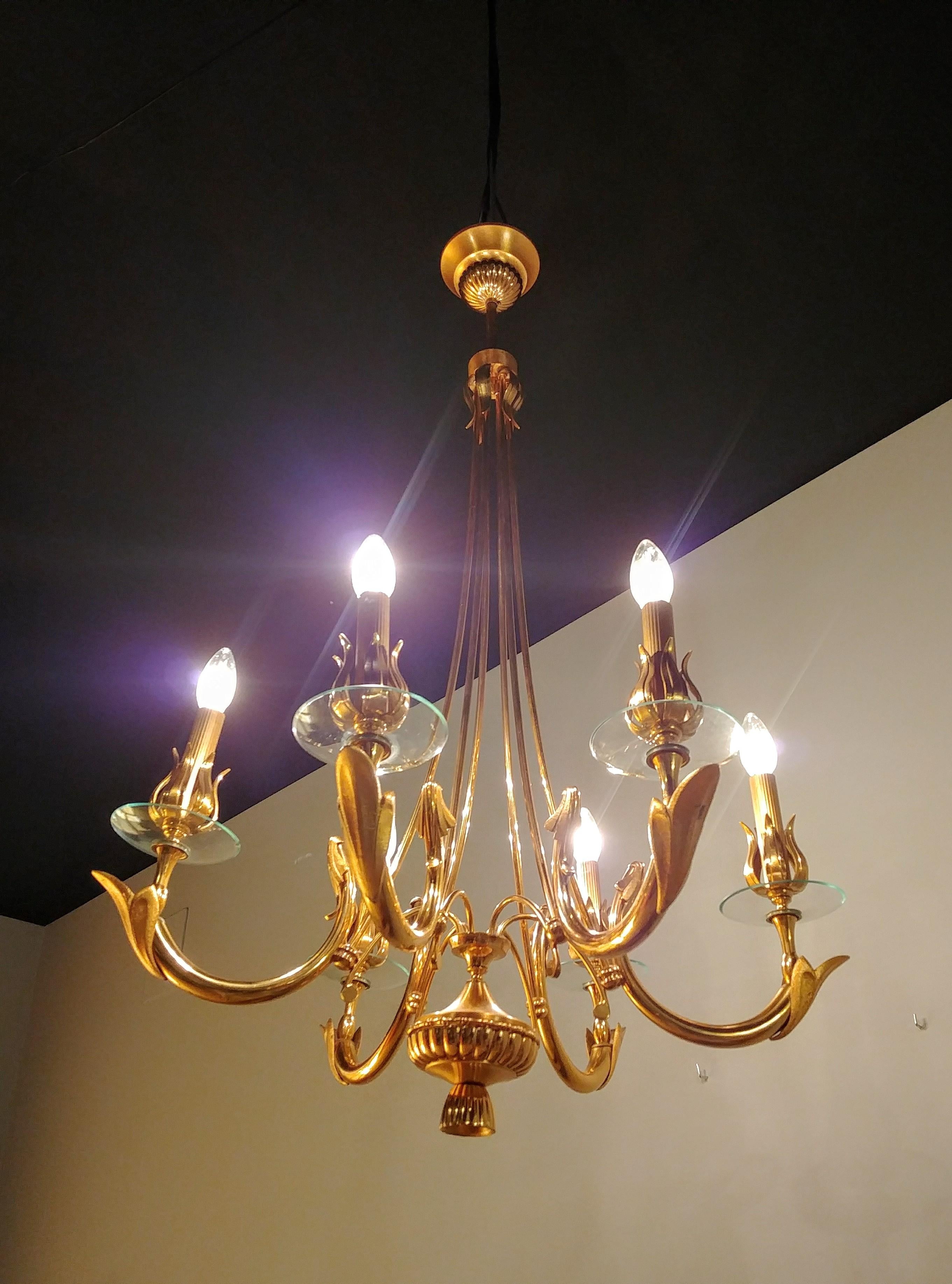 Midcentury Chandelier Brass Glass Attributed to Oscar Torlasco Italy 1960s For Sale 6