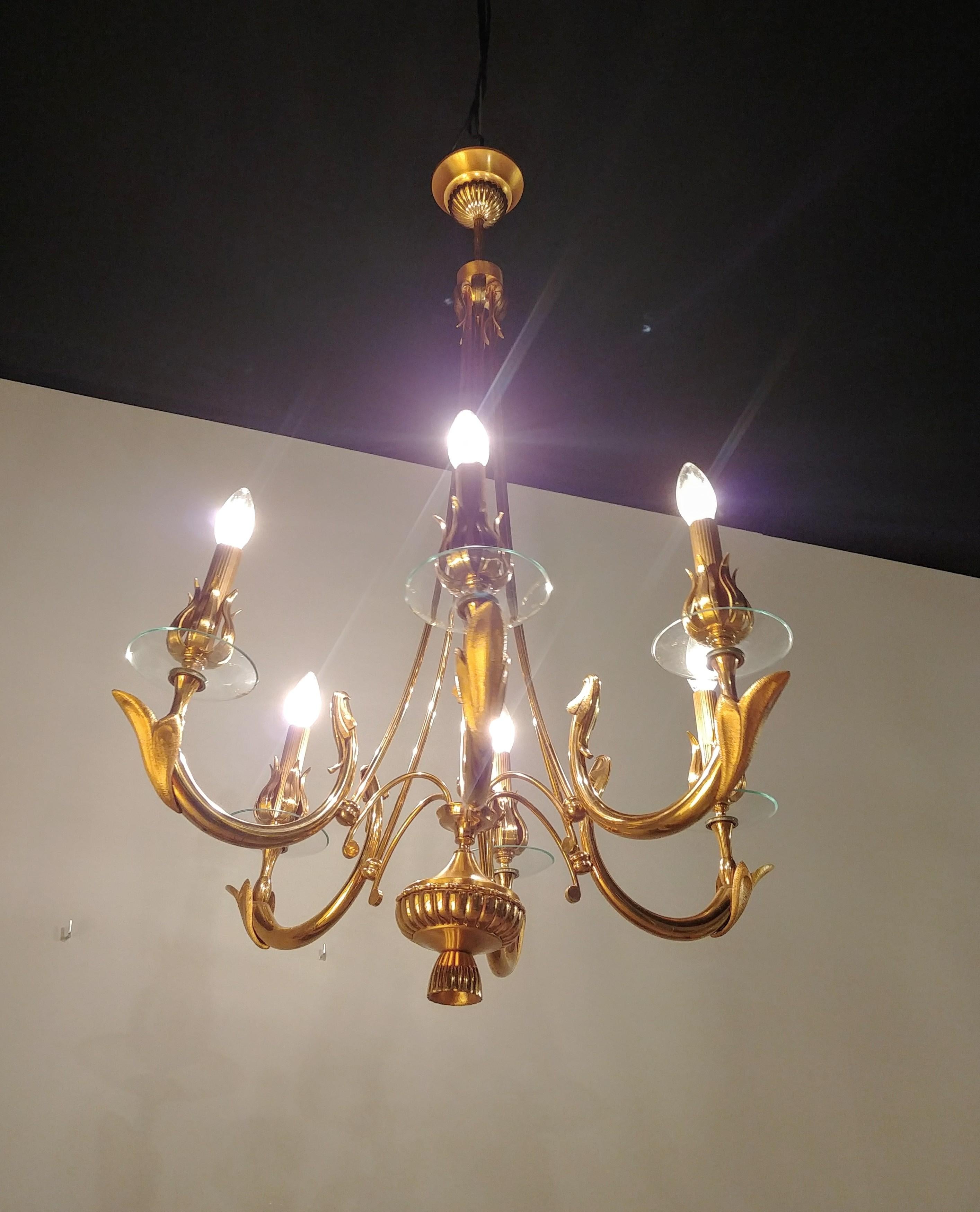 Midcentury Chandelier Brass Glass Attributed to Oscar Torlasco Italy 1960s For Sale 7