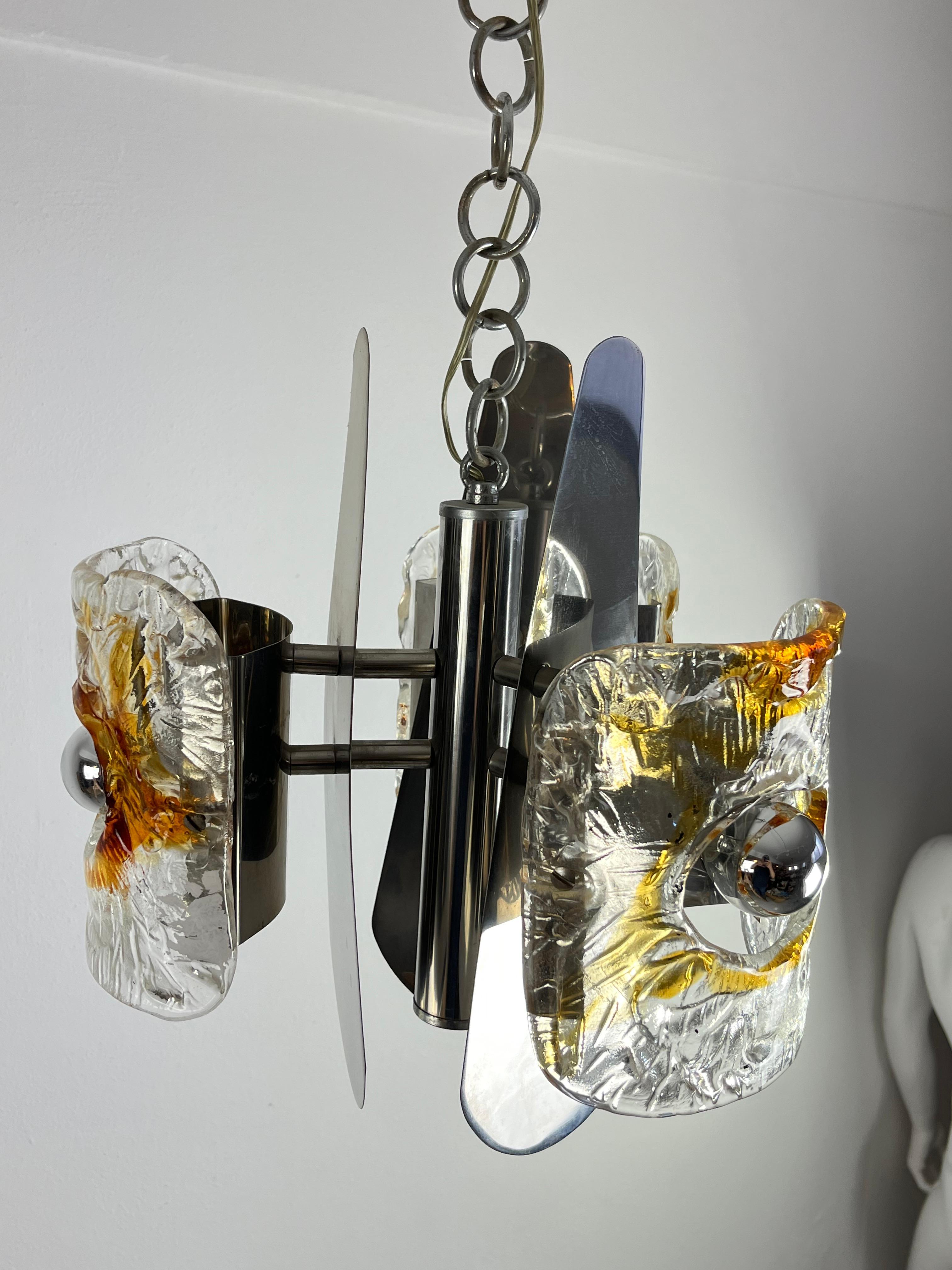 Italian Mid-Century Chandelier In Murano Glass Attributed to Toni Zuccheri for Mazzega For Sale