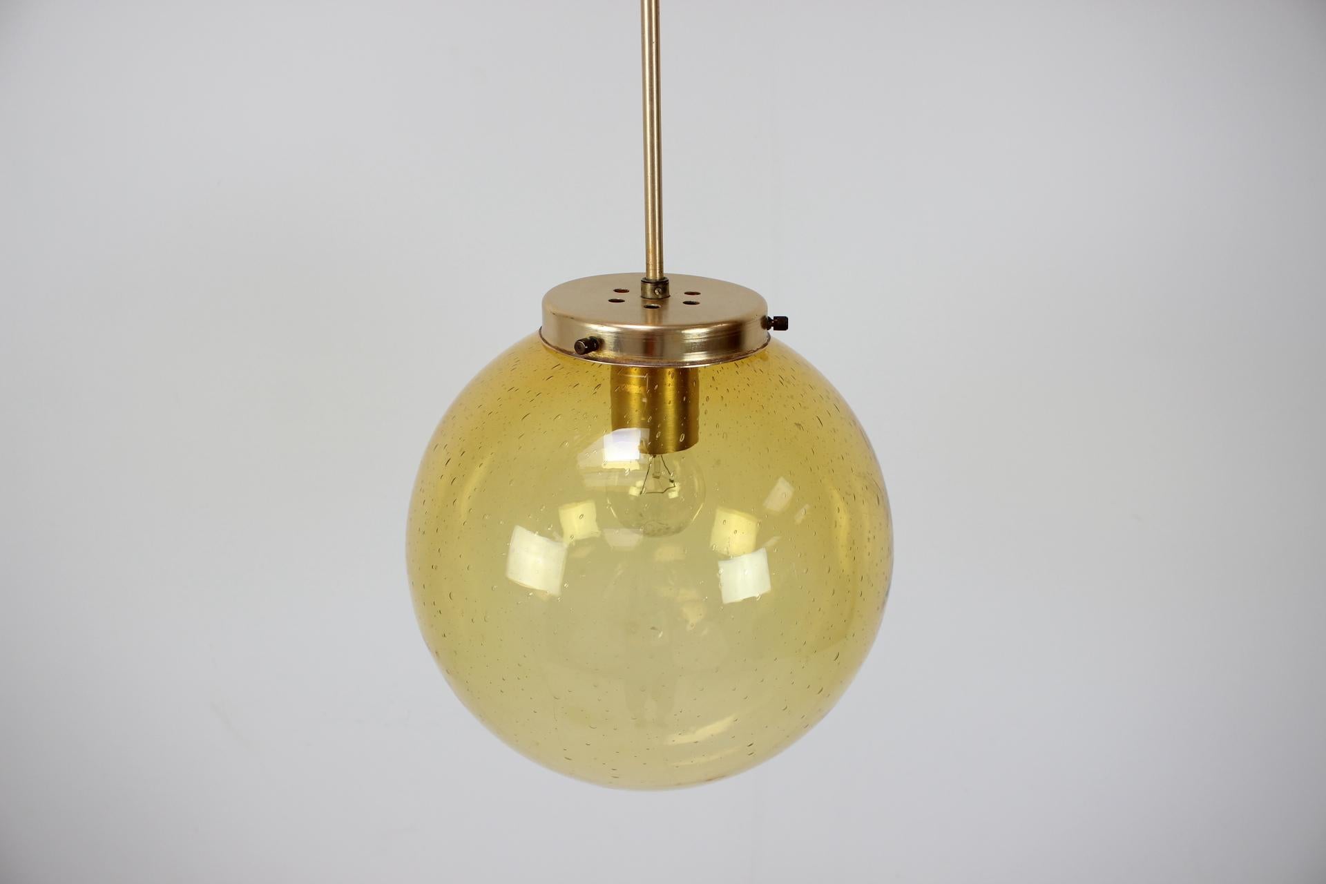 - Made in Czechoslovakia.
- Made of metal, glass.
- Re-polished.
- Fully functional.
- Good, original condition.
- 1x 60W,E27 or E26 bulb
- With aged patina.
- US wiring compatible.
 