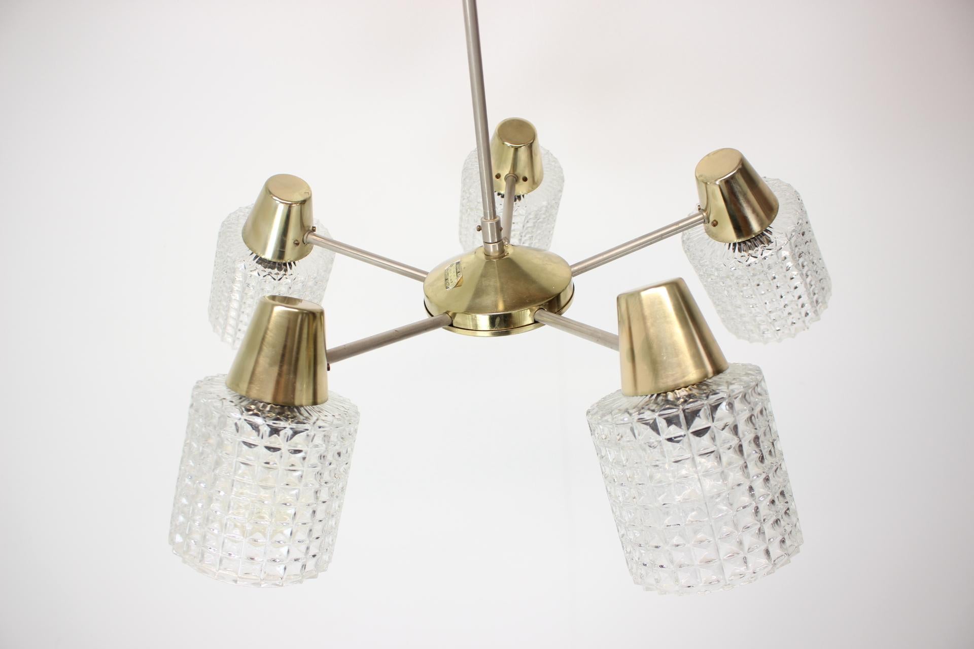 Mid-Century Chandelier / Kamenický Šenov, 1970's In Good Condition For Sale In Praha, CZ