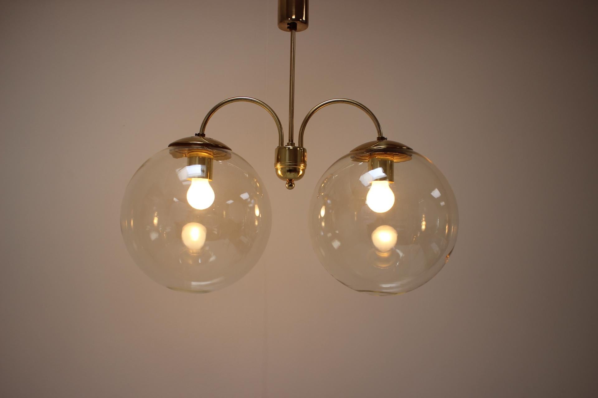 Lampadario di metà secolo Kamenicky Senov, anni '70 in vendita 2