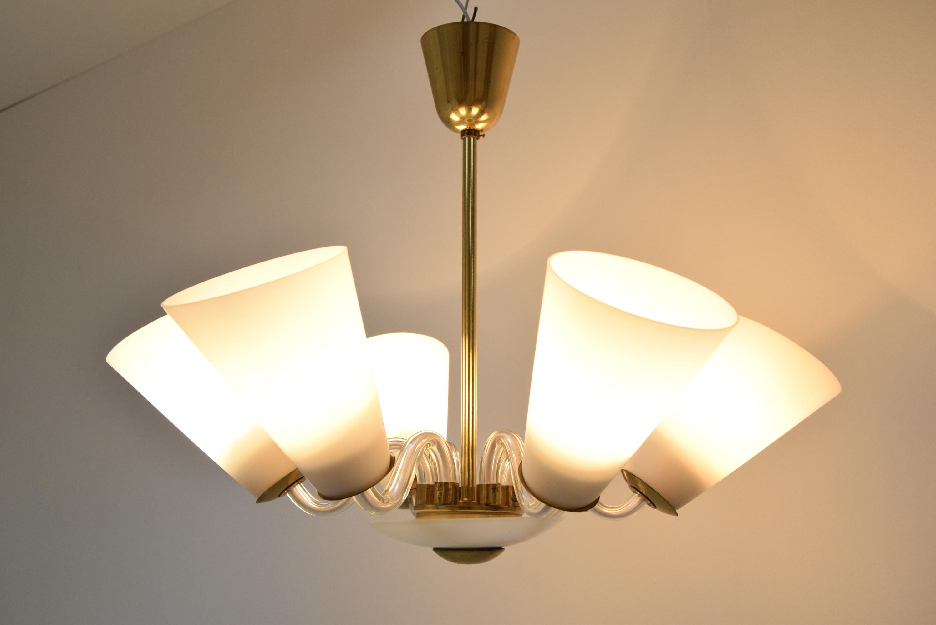 Lampadario di metà secolo/Kamenicky Senov, anni '60 in vendita 3