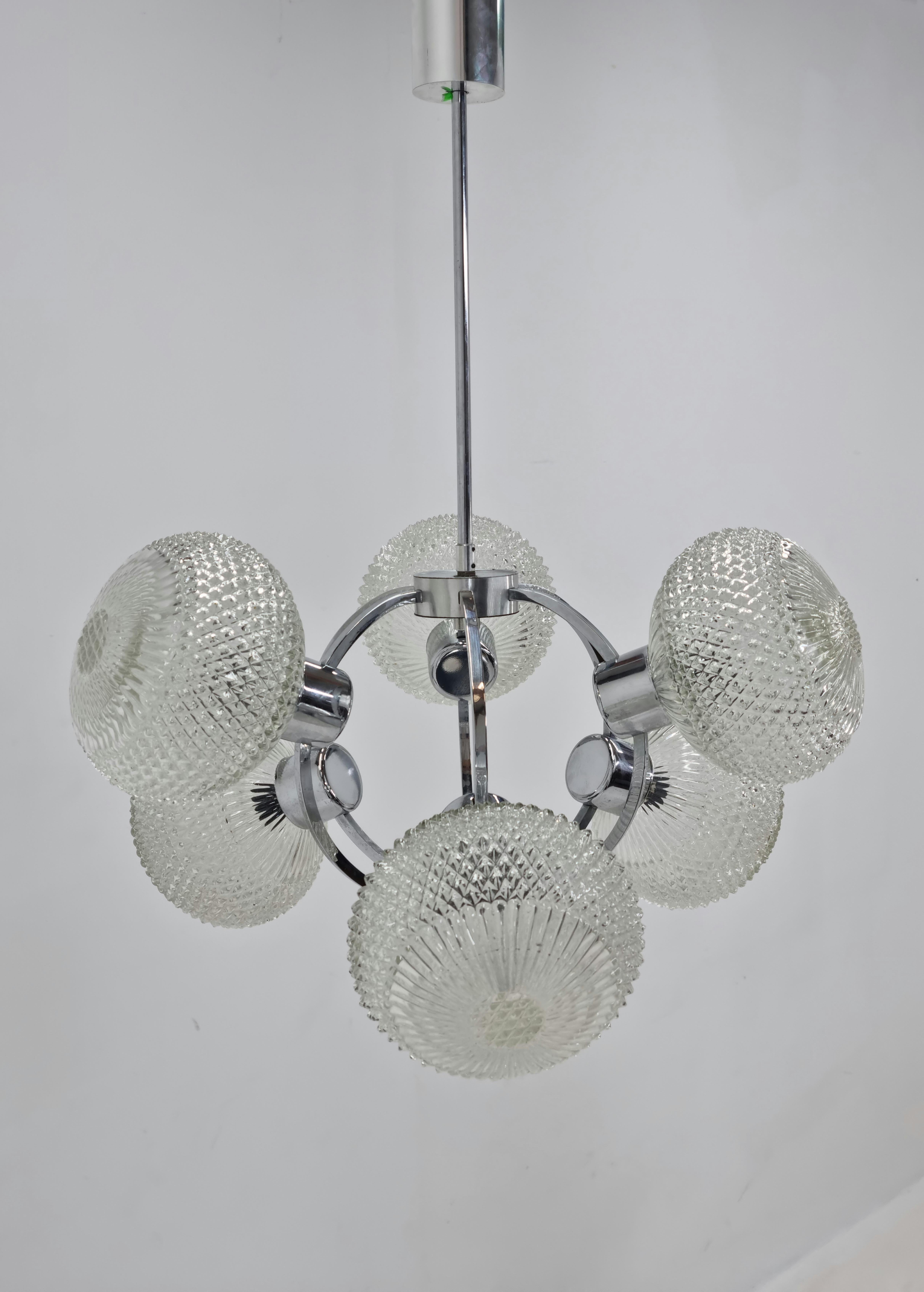 Mid Century Chandelier Sputnik / Atomic, Germany, 1970s.  In Good Condition For Sale In Praha, CZ