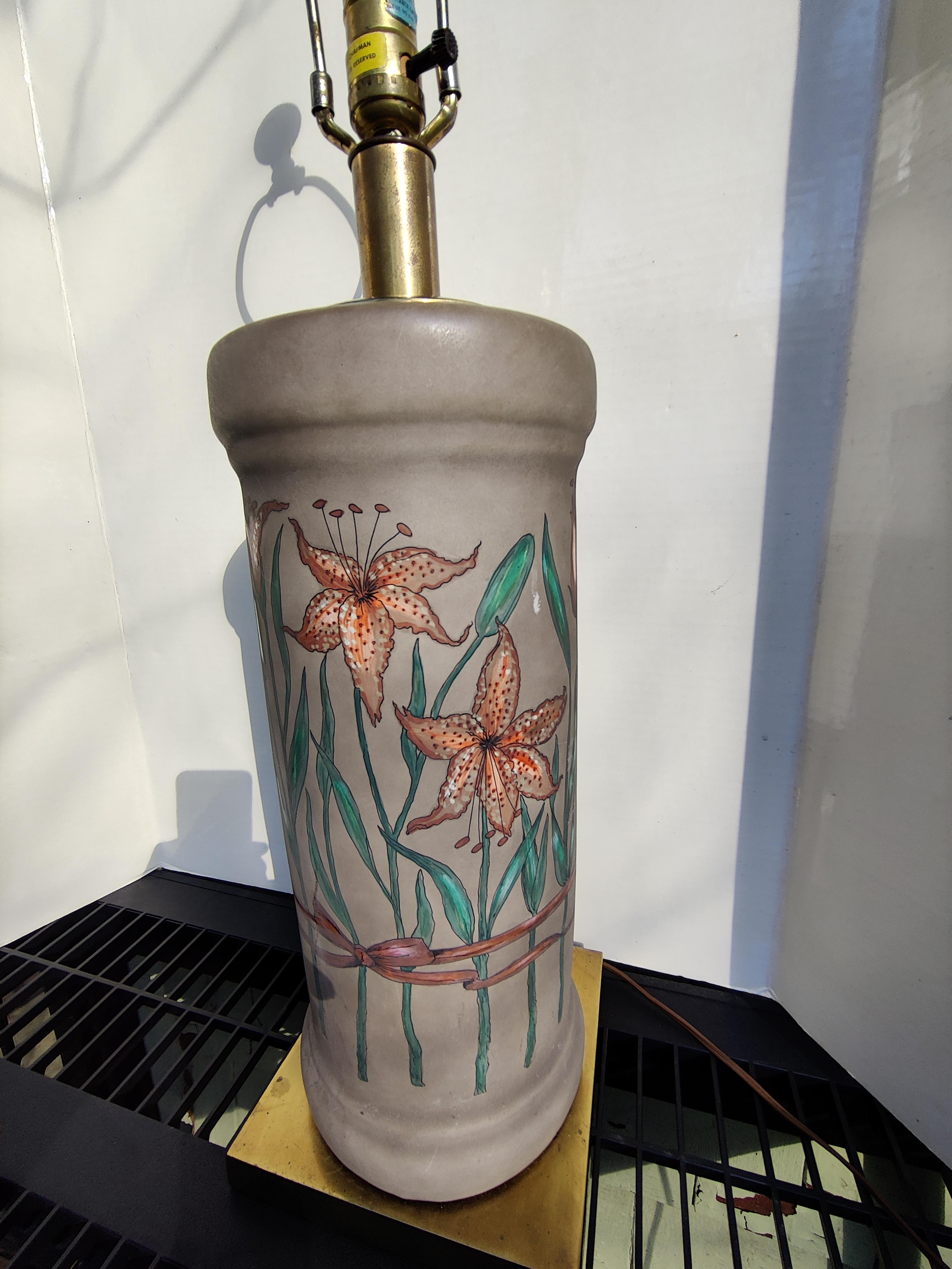 Mid Century Chapman Porcelain Lily Flower Lamp For Sale 5