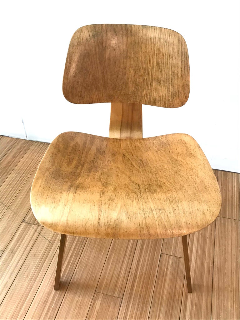 Charles + Ray Eames Six DCW Chairs For Sale 10