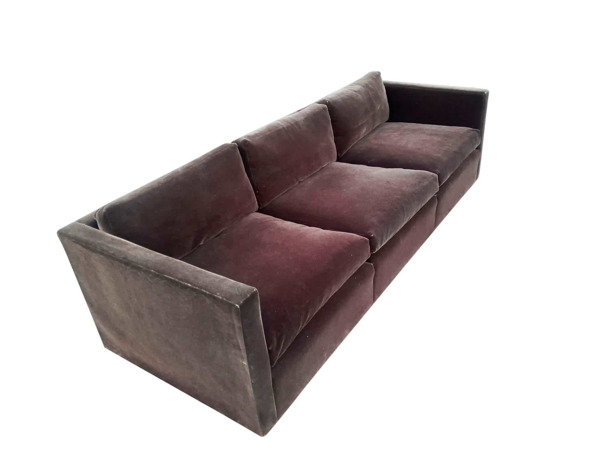 Charles Pfisters 1971 sofa, designed for Knoll, is a classic and minimalist design which works in any interior. The small back legs are set back to impart a 