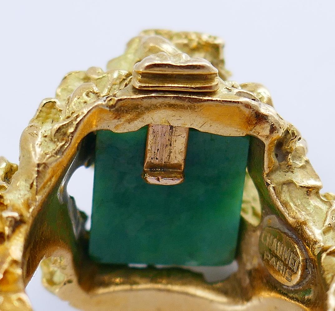 Bague Chaumet en or 18 carats, corail et jade, de style moderniste français du milieu du siècle dernier en vente 5