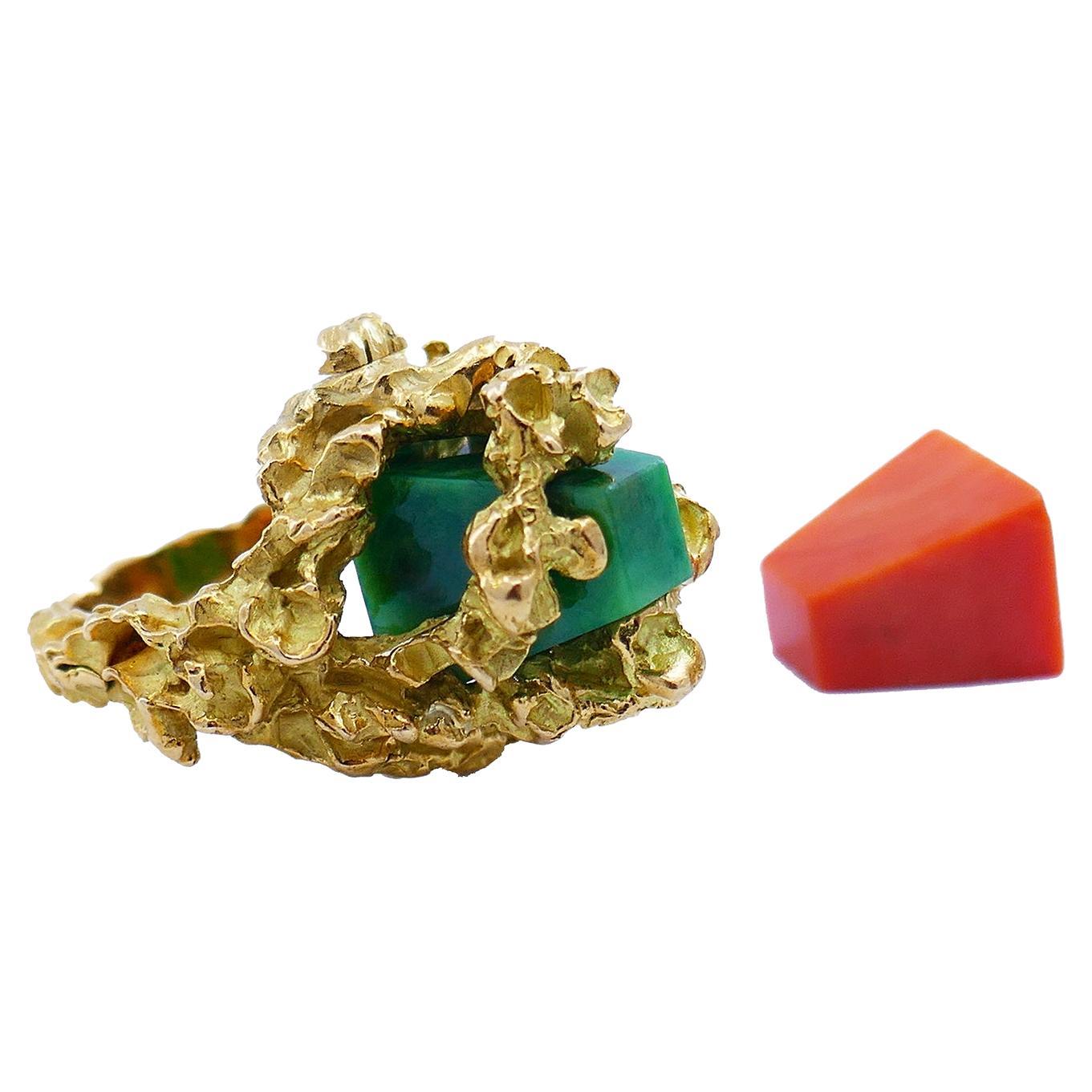 Bague Chaumet en or 18 carats, corail et jade, de style moderniste français du milieu du siècle dernier
