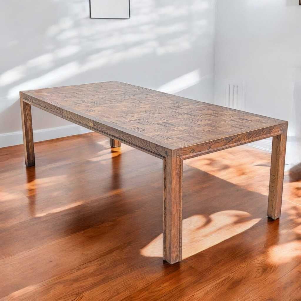 Legno Tavolo da pranzo rettangolare con foglia in impiallacciatura a scacchi di metà secolo, anni '70 ca. in vendita