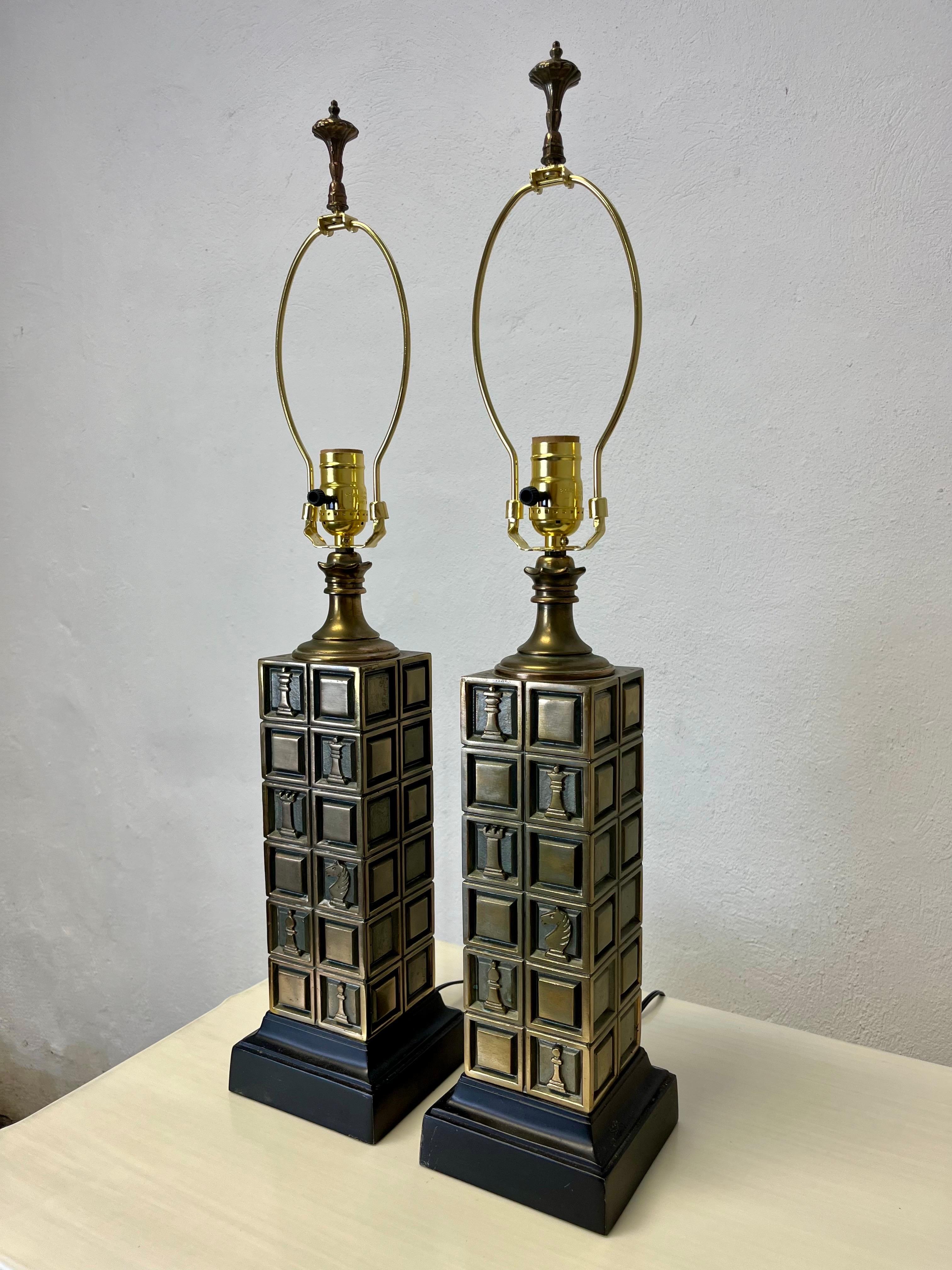 Mid-Century Modern Lampes de table d'échecs de Laurel Lamp Company, années 1960 en vente