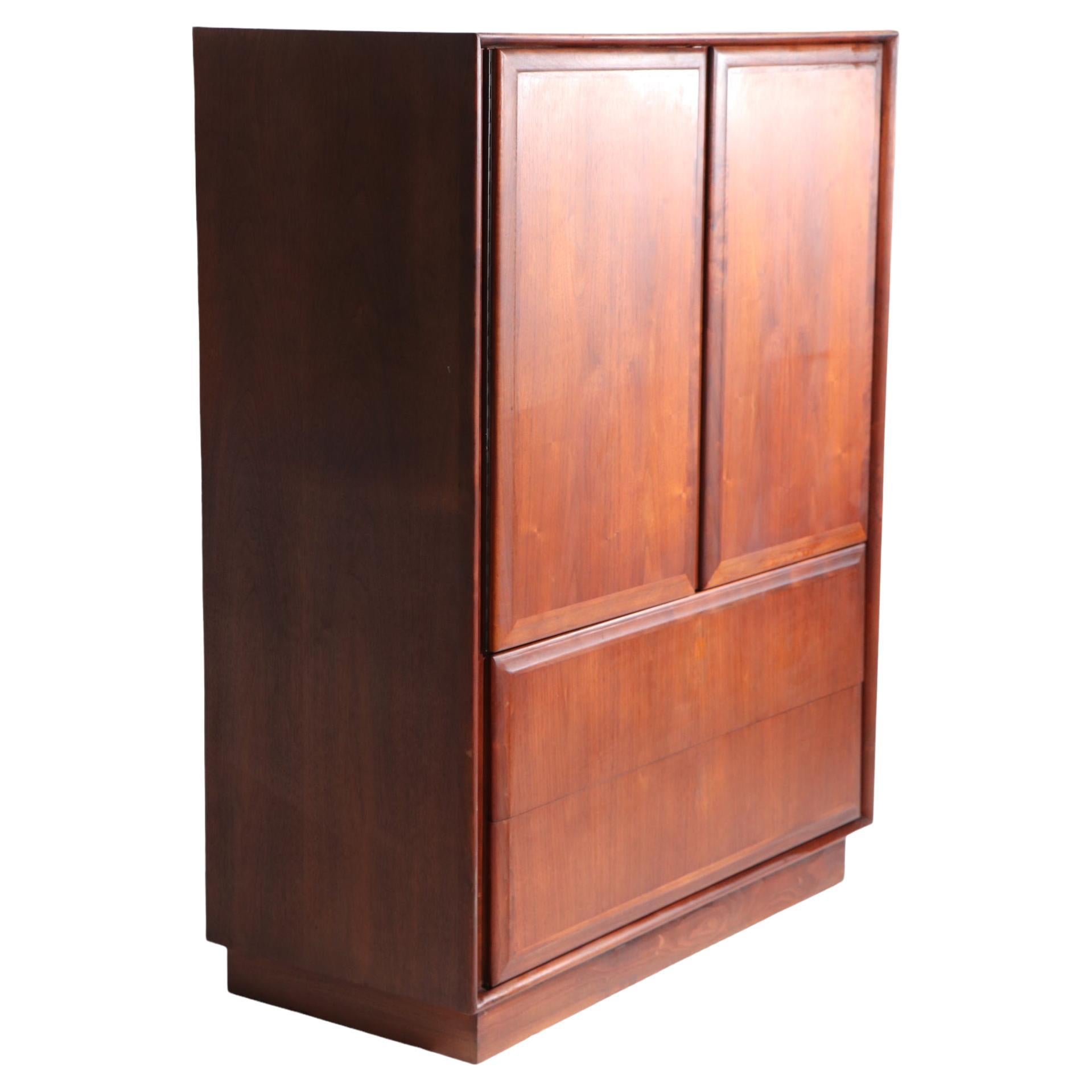 Mid Century Chest Dresser Chifferobe by Dillingham att. to Baughman c 1960/1970s For Sale