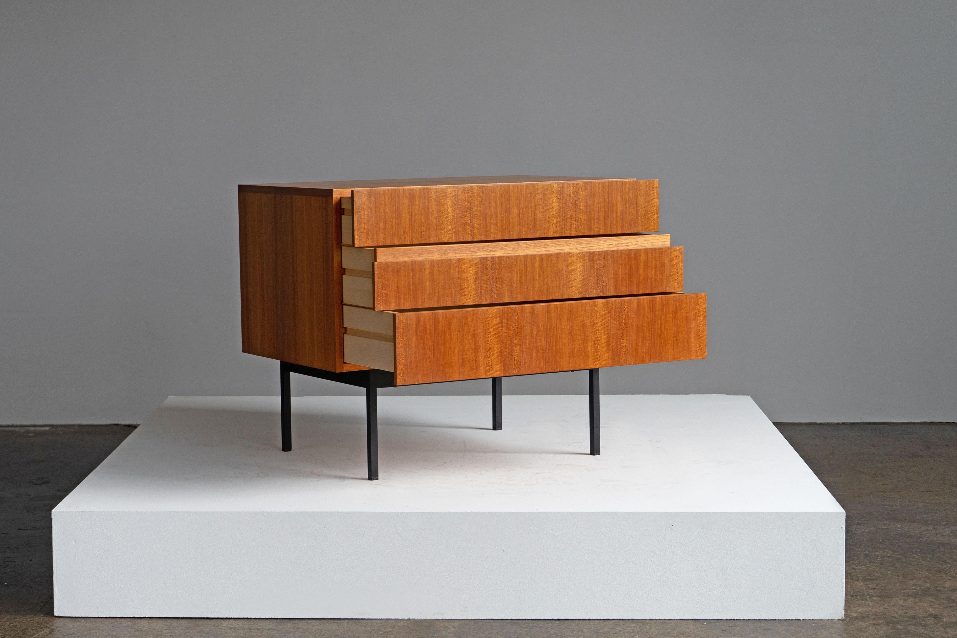 Mid-Century Chest of Drawers by Dieter Waeckerlin for Behr, Teak, 1960s For Sale 1