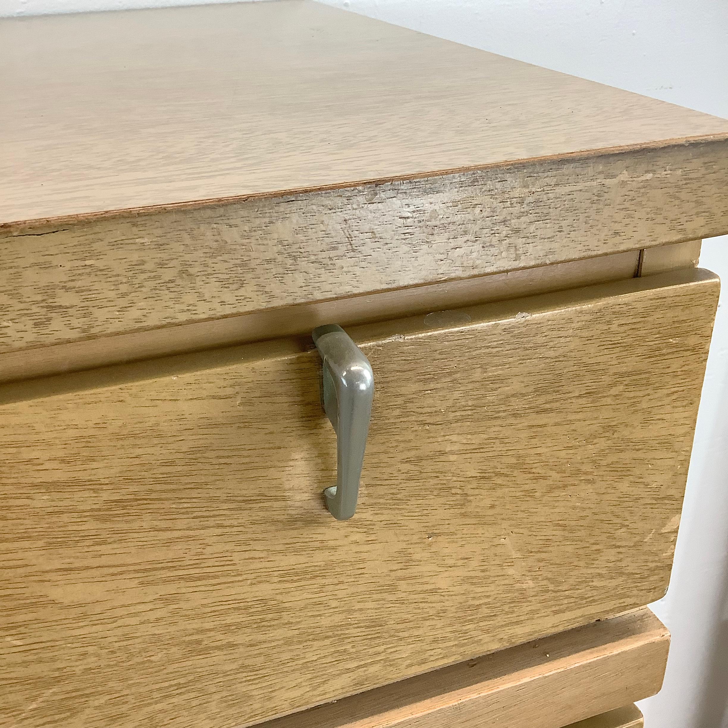 Metal Mid-Century Chest of Drawers by Johnson Carper For Sale