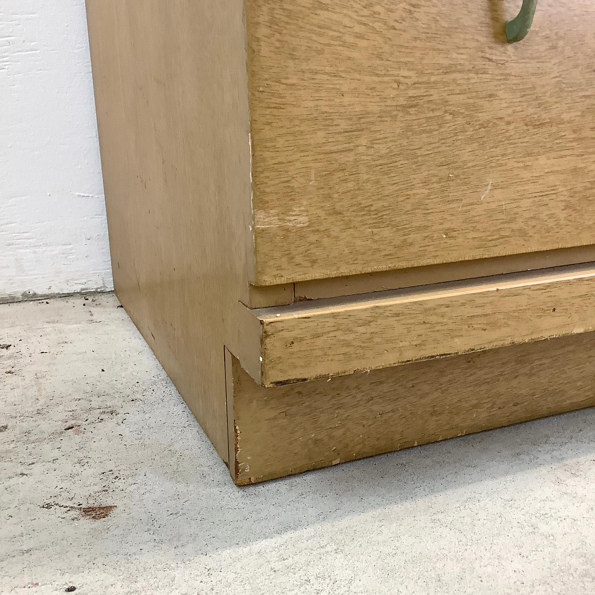 Mid-Century Chest of Drawers by Johnson Carper For Sale 3