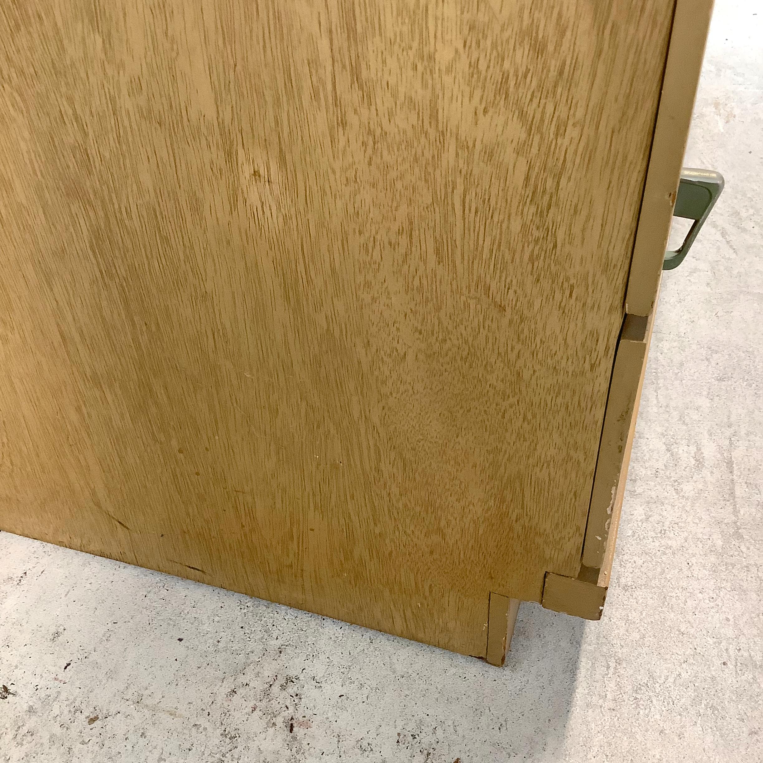 Mid-Century Chest of Drawers by Johnson Carper For Sale 6