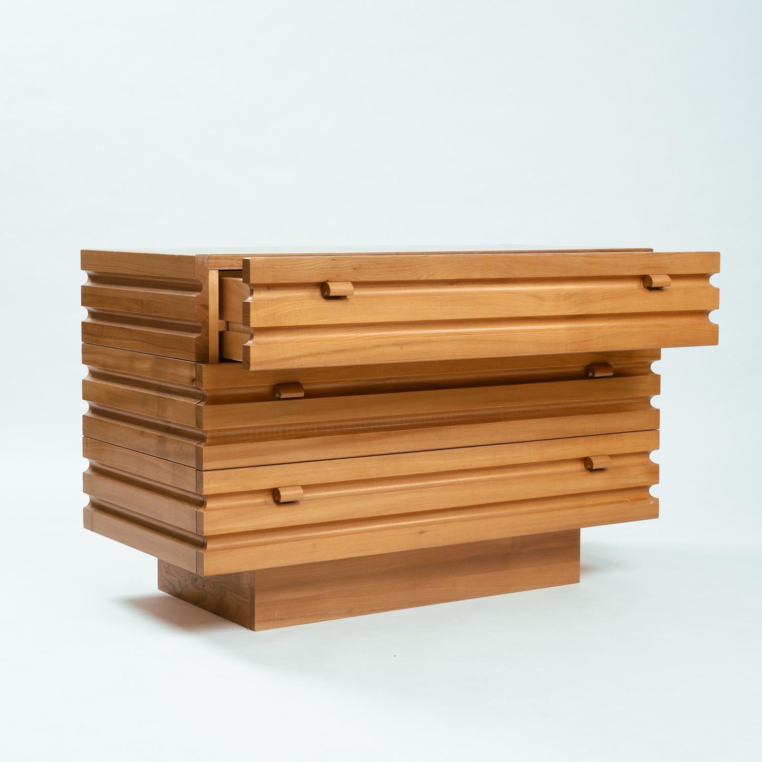 Mid-Century Modern Mid-Century Chest of Drawers by Maison Regain, sculptural elmwood,  1970s France For Sale