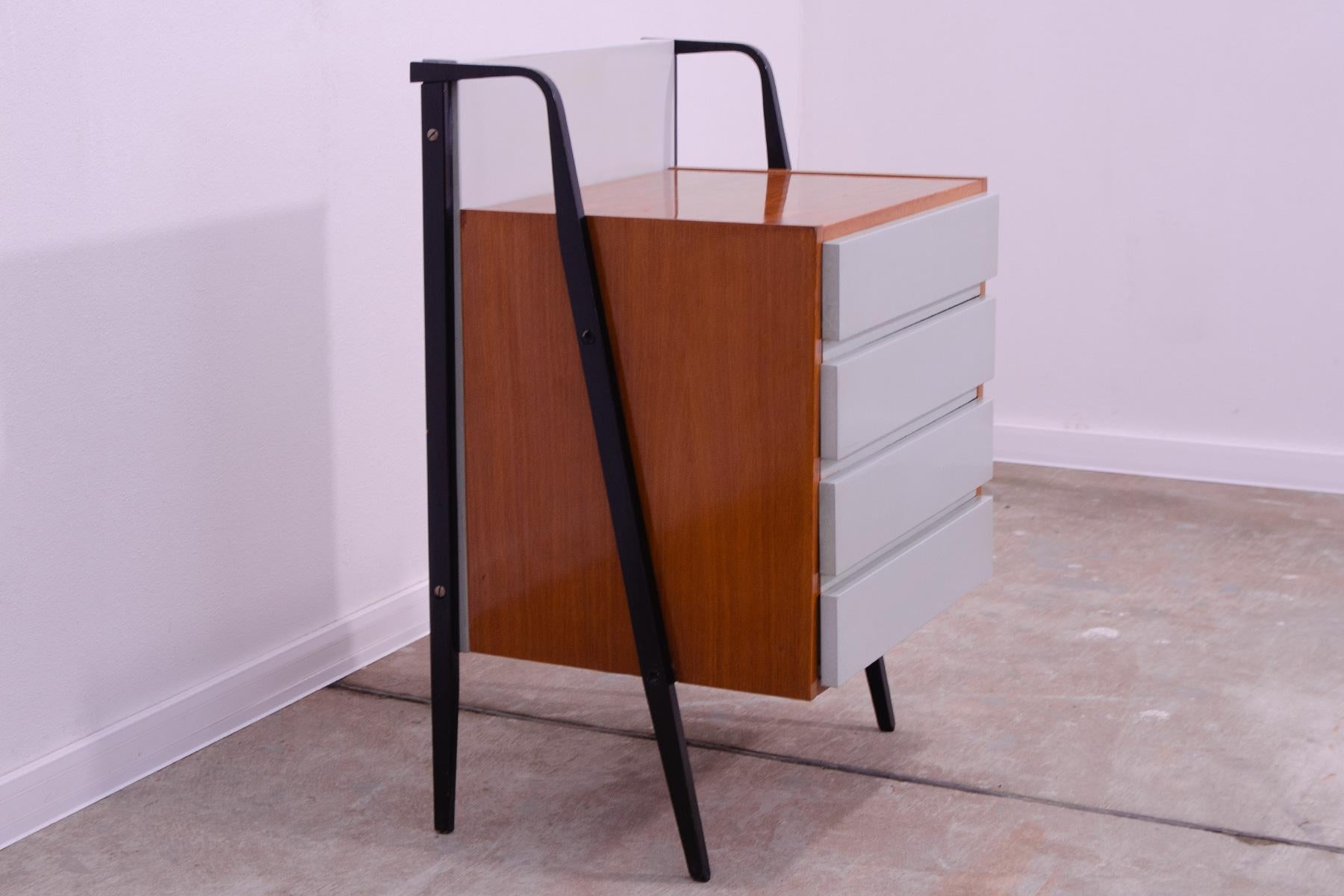 Mid century chest of drawers by Tatra nábytok, 1960´s, Czechoslovakia In Good Condition For Sale In Prague 8, CZ