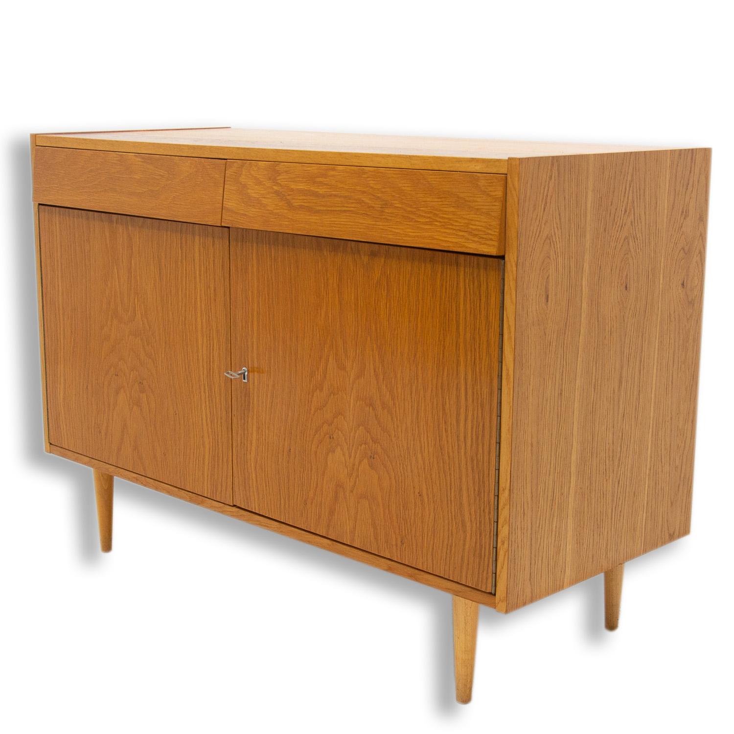 Plywood Midcentury Chest of Drawers, Czechoslovakia, 1960s