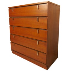 Vintage Midcentury Chest of Drawers