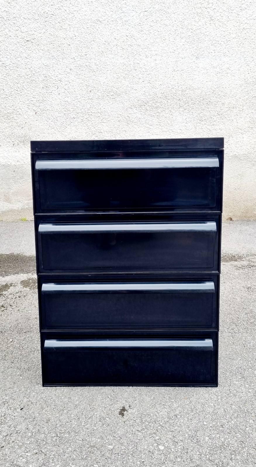Mid-Century Modern Mid Century Chest of Drawers model 4601, Simon Fussell for Kartell, Italy 70s For Sale