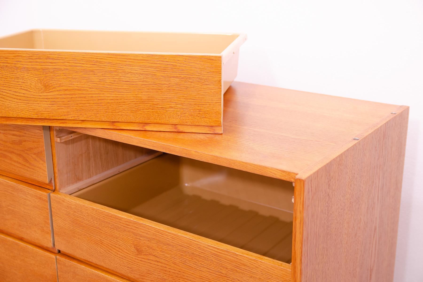 Mid century chest of drawers No. U-453 by Jiri Jiroutek, Czechoslovakia, 1960´s For Sale 7
