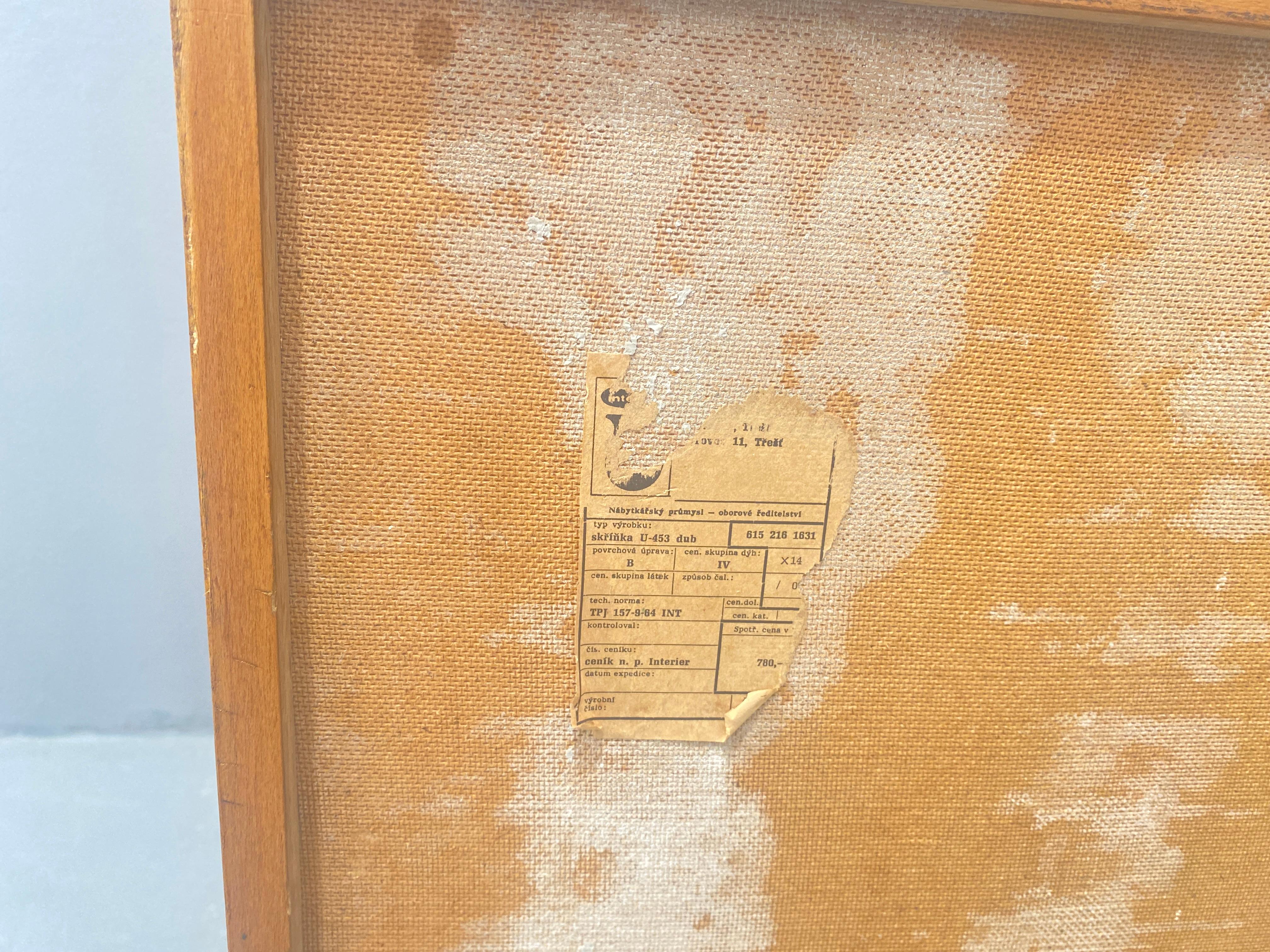 Cassettiera di metà secolo n. U-453 di Jiri Jiroutek, Cecoslovacchia, 1960 in vendita 8