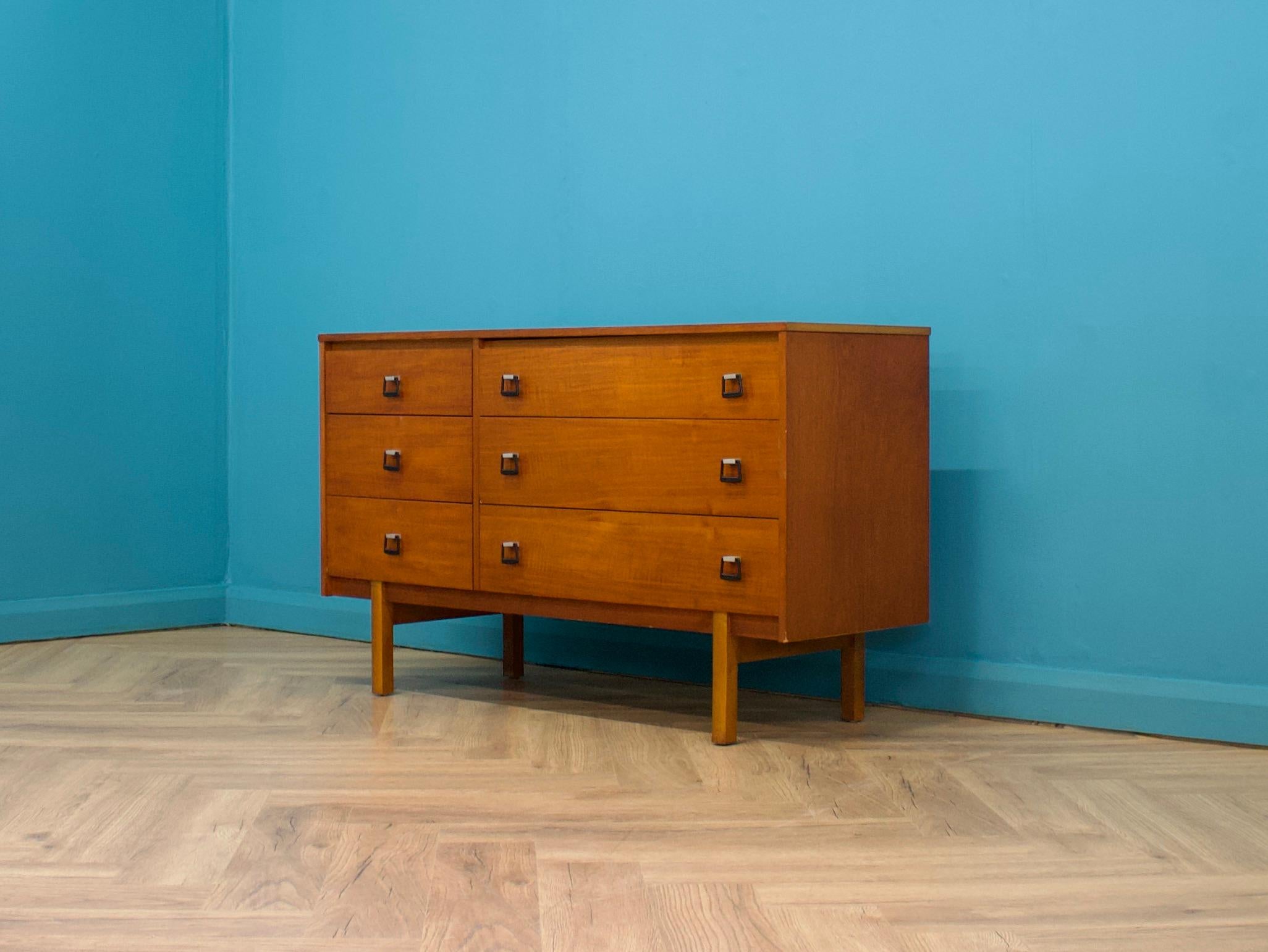 Mid-Century Modern Mid-Century Chest of Drawers or Compact Sideboard in Teak from Symbol, 1960s
