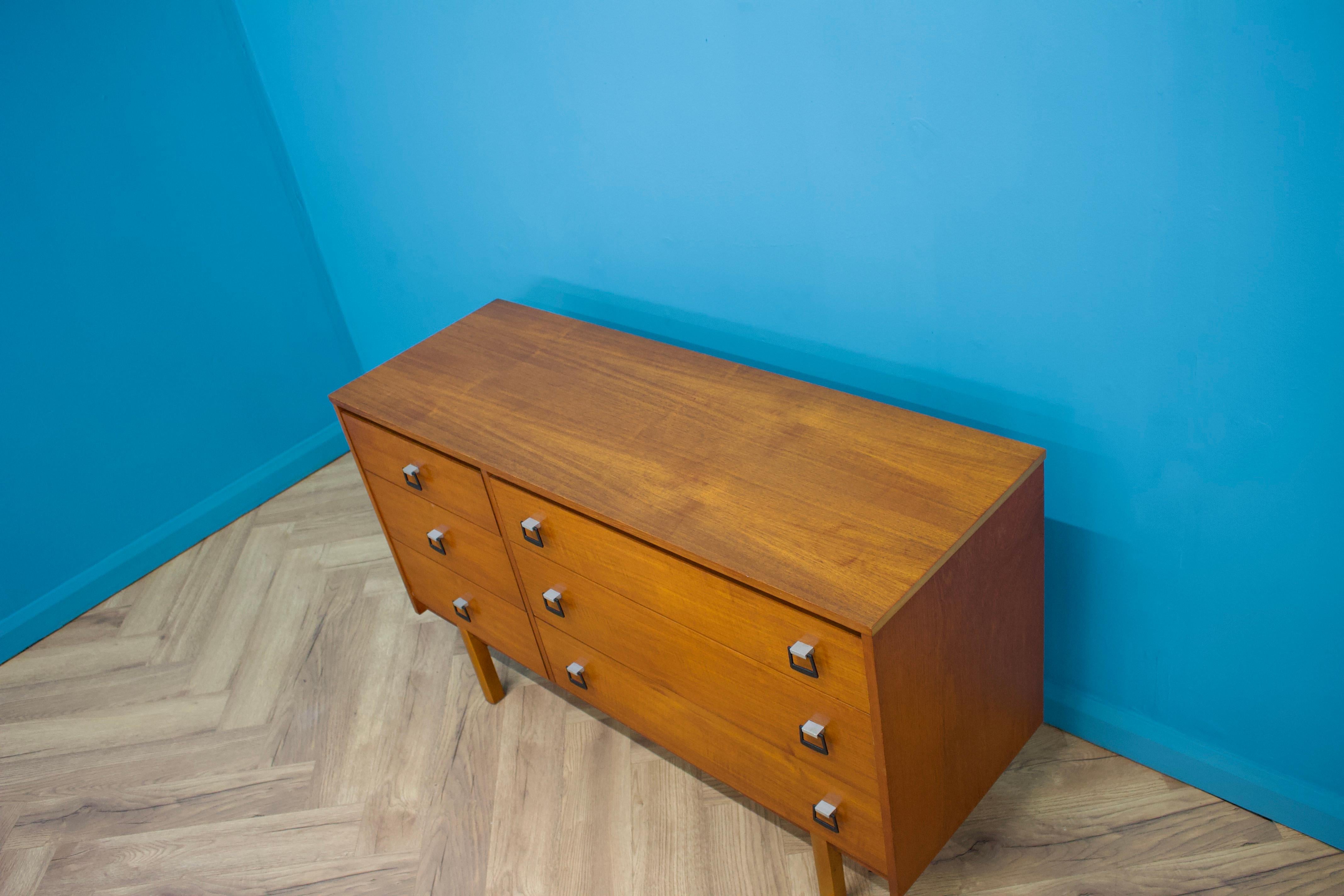 Mid-Century Chest of Drawers or Compact Sideboard in Teak from Symbol, 1960s In Good Condition In South Shields, GB