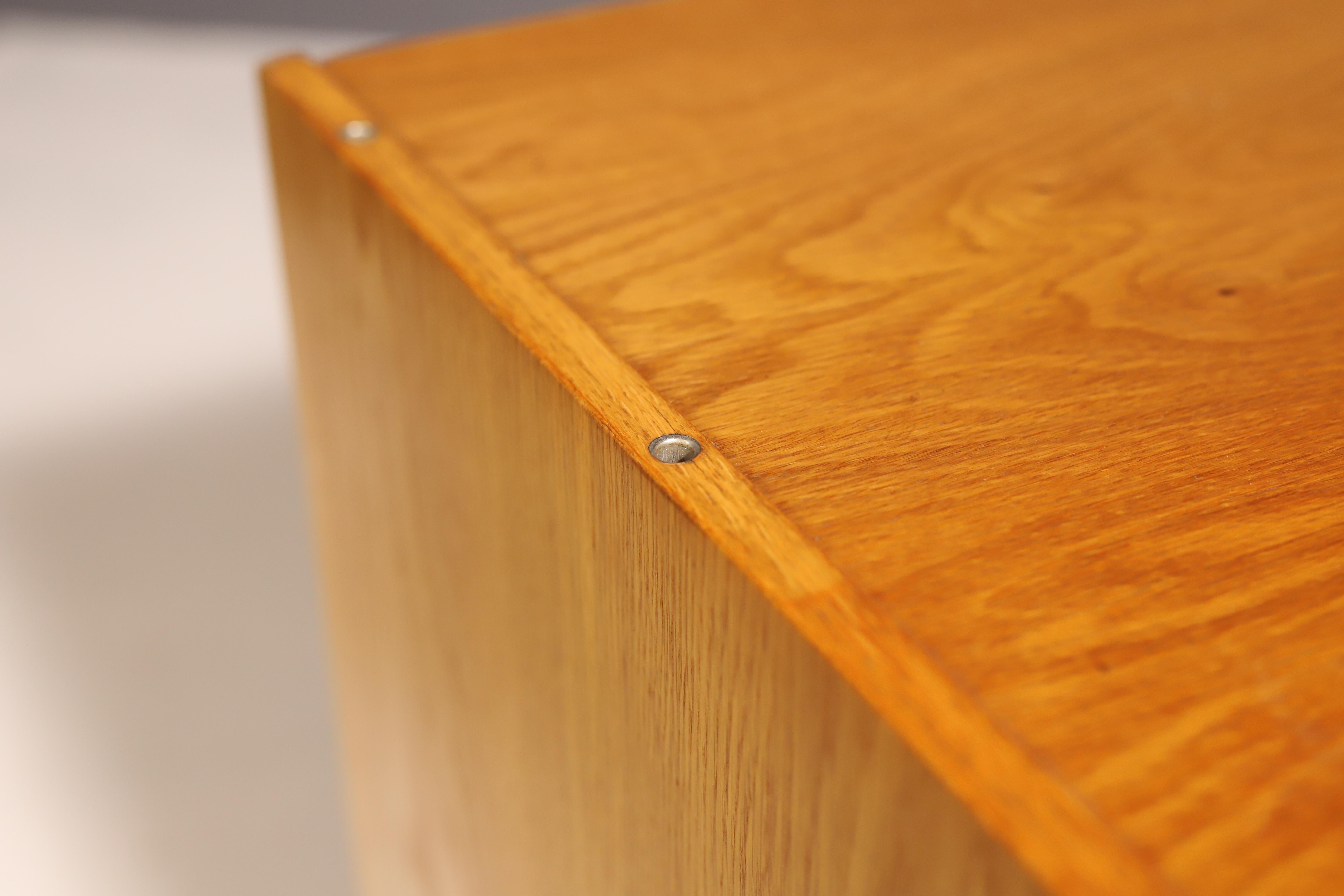 Mid century chest of drawers U458 by Jiří Jiroutek for Interiér Praha, 1960 For Sale 1