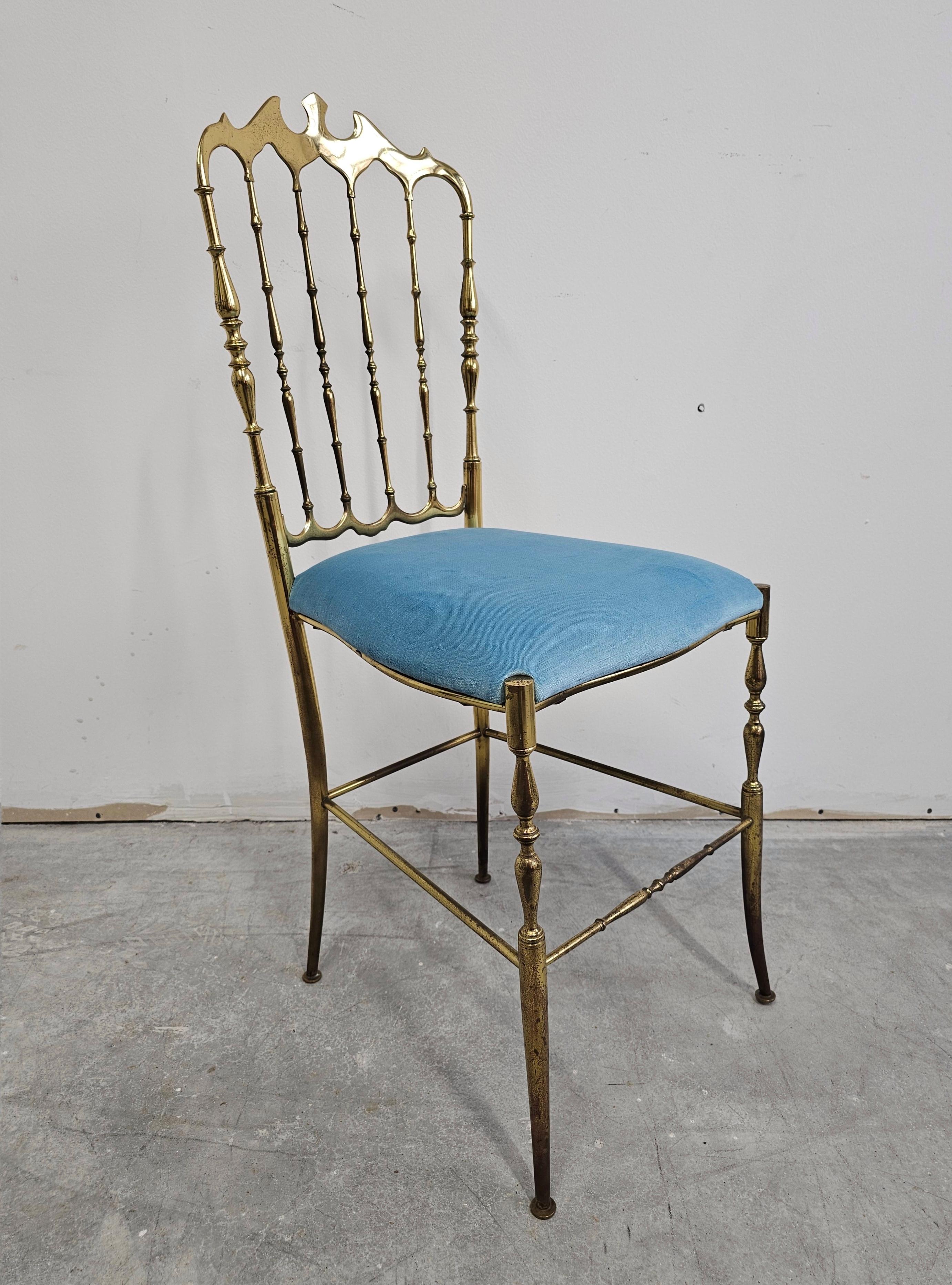 Mid Century Chiavari Side Chair made of solid brass with baby blue plush seat For Sale 4
