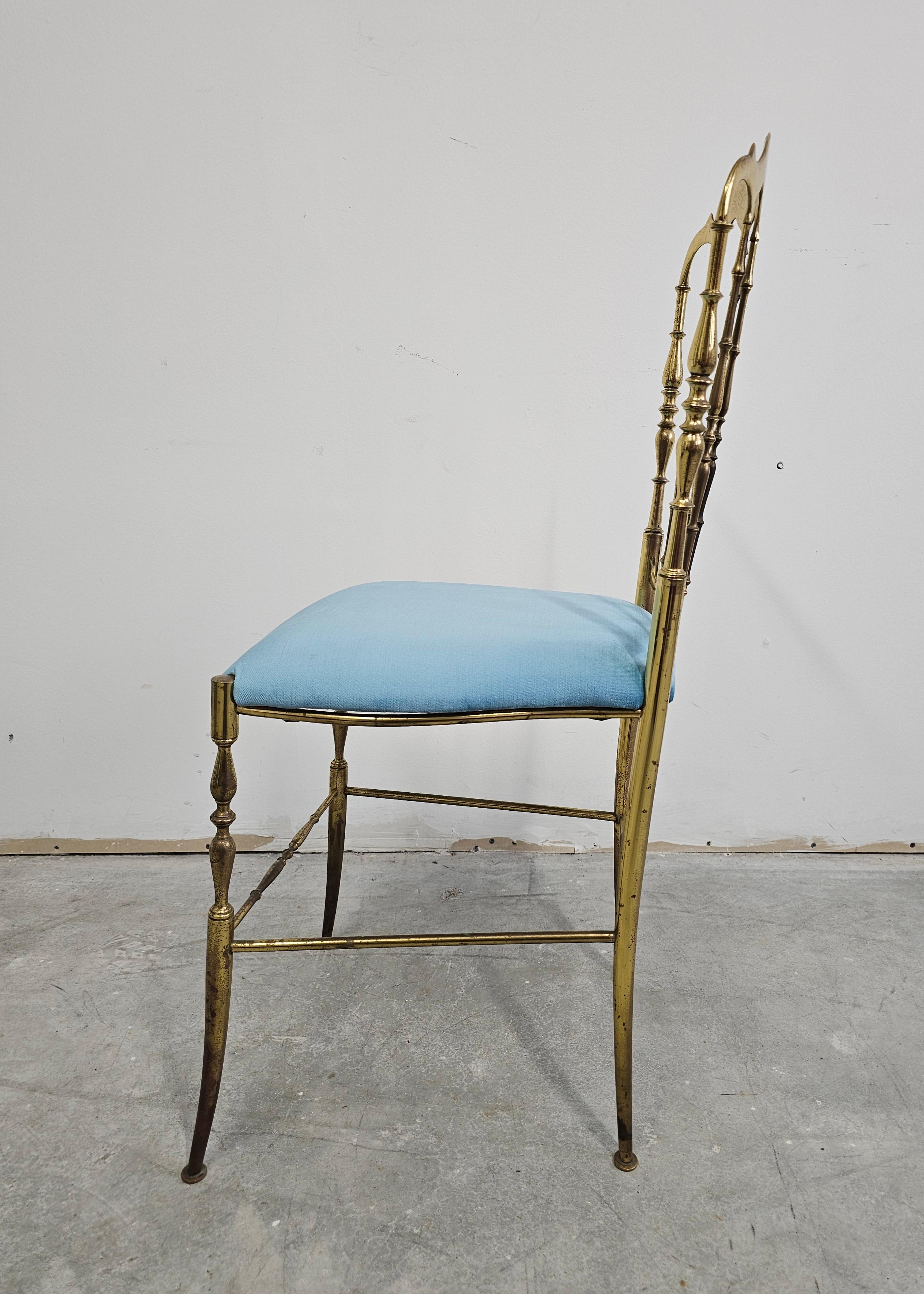 Mid-20th Century Mid Century Chiavari Side Chair made of solid brass with baby blue plush seat For Sale
